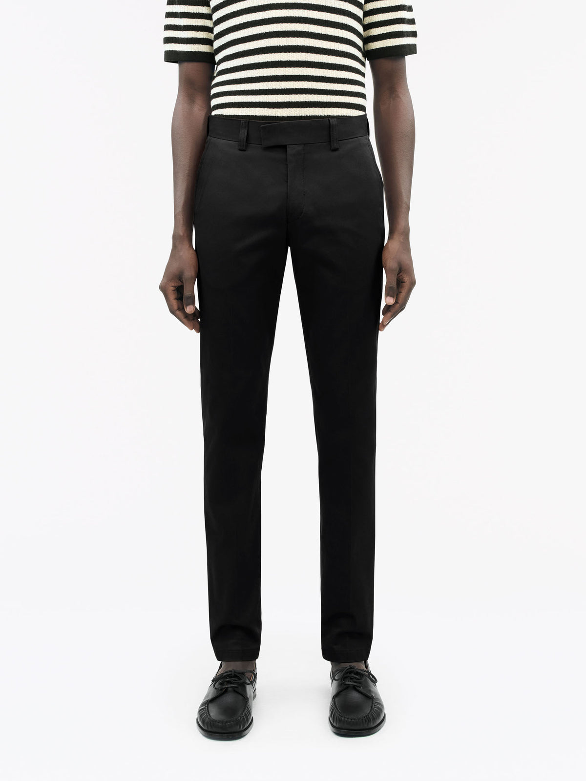 050 BLACK REGULAR