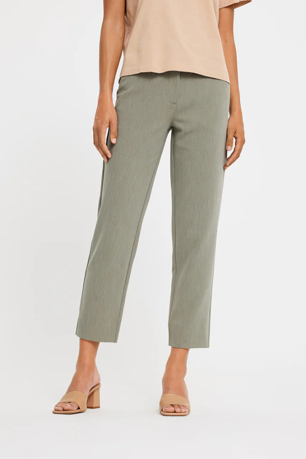 31058 GREEN LEAF