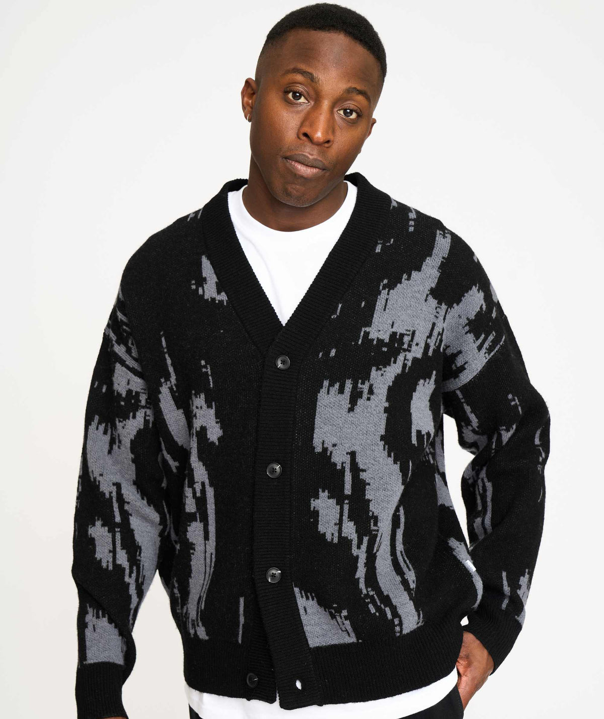 907-BLACK