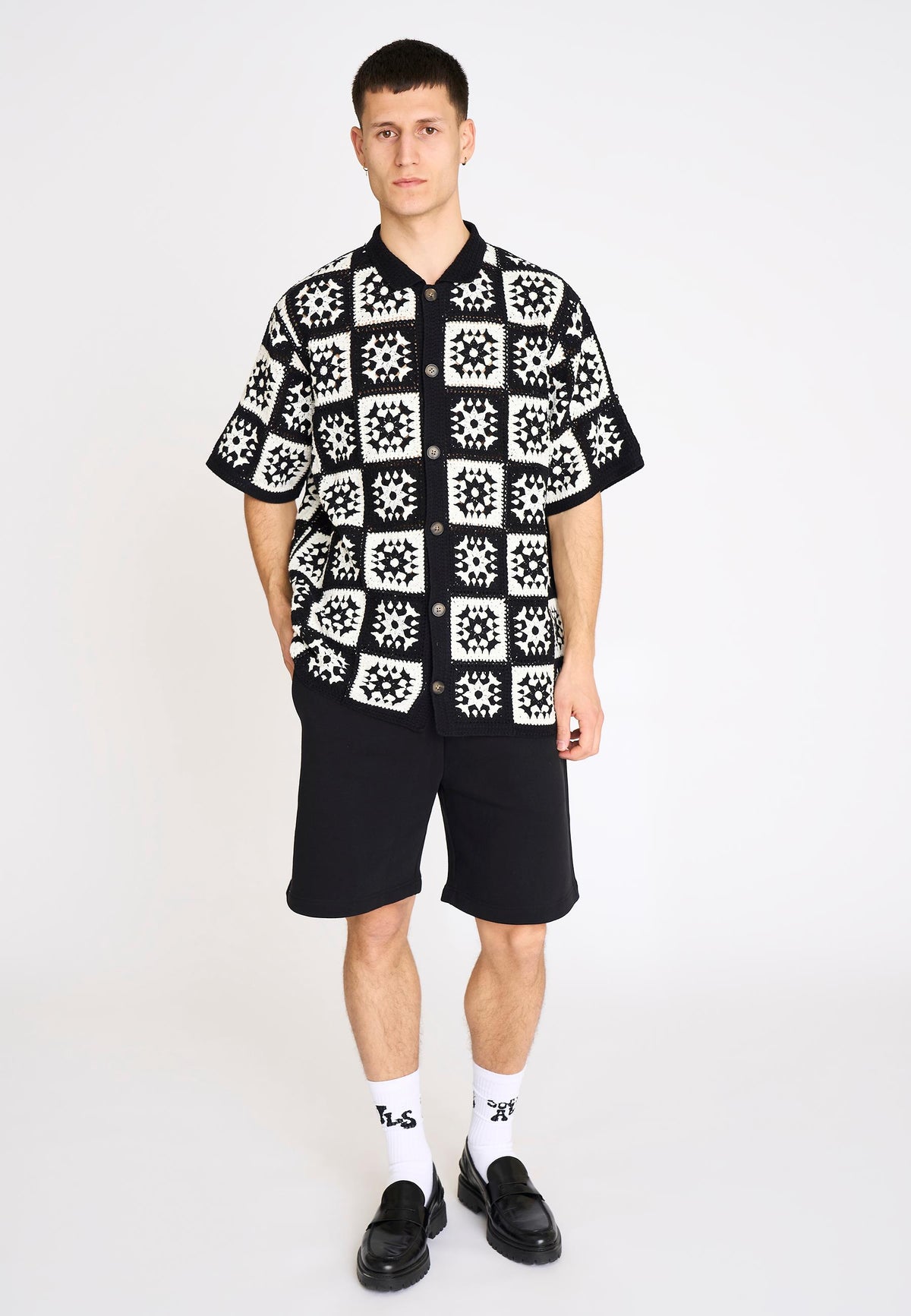 9001-BLACK