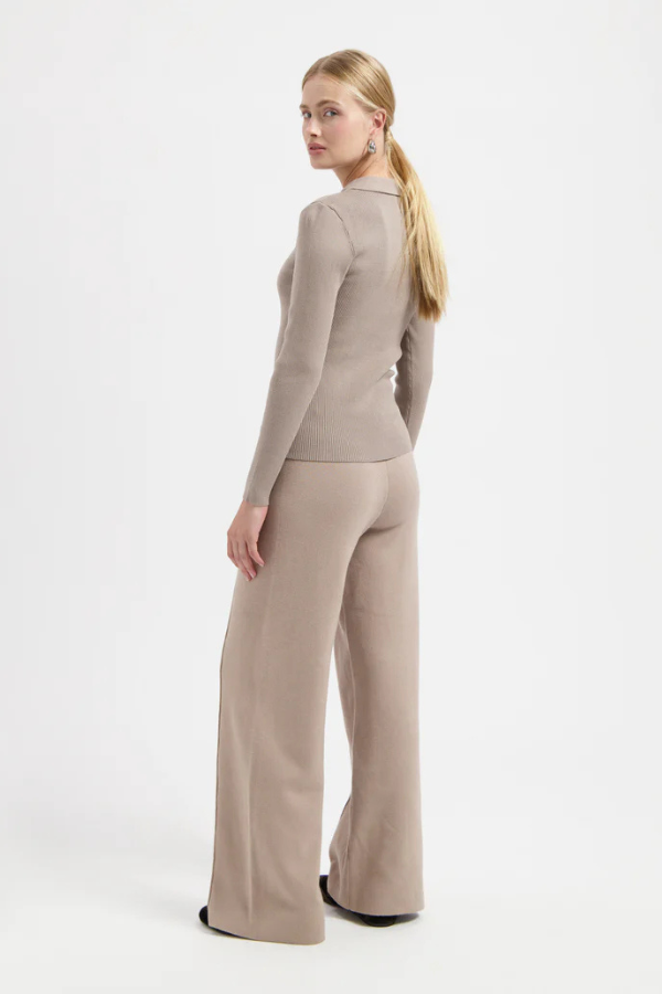 20001 TAUPE