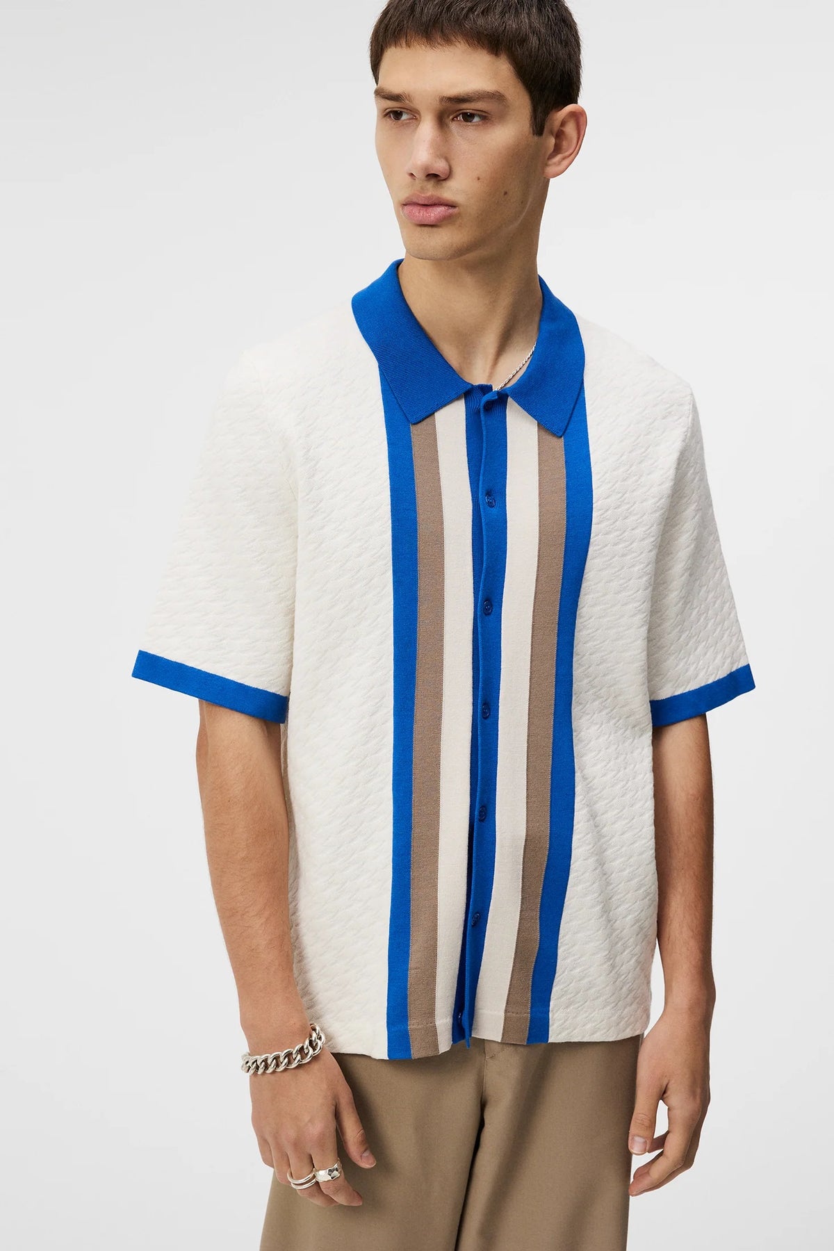 A003 CLOUD WHITE