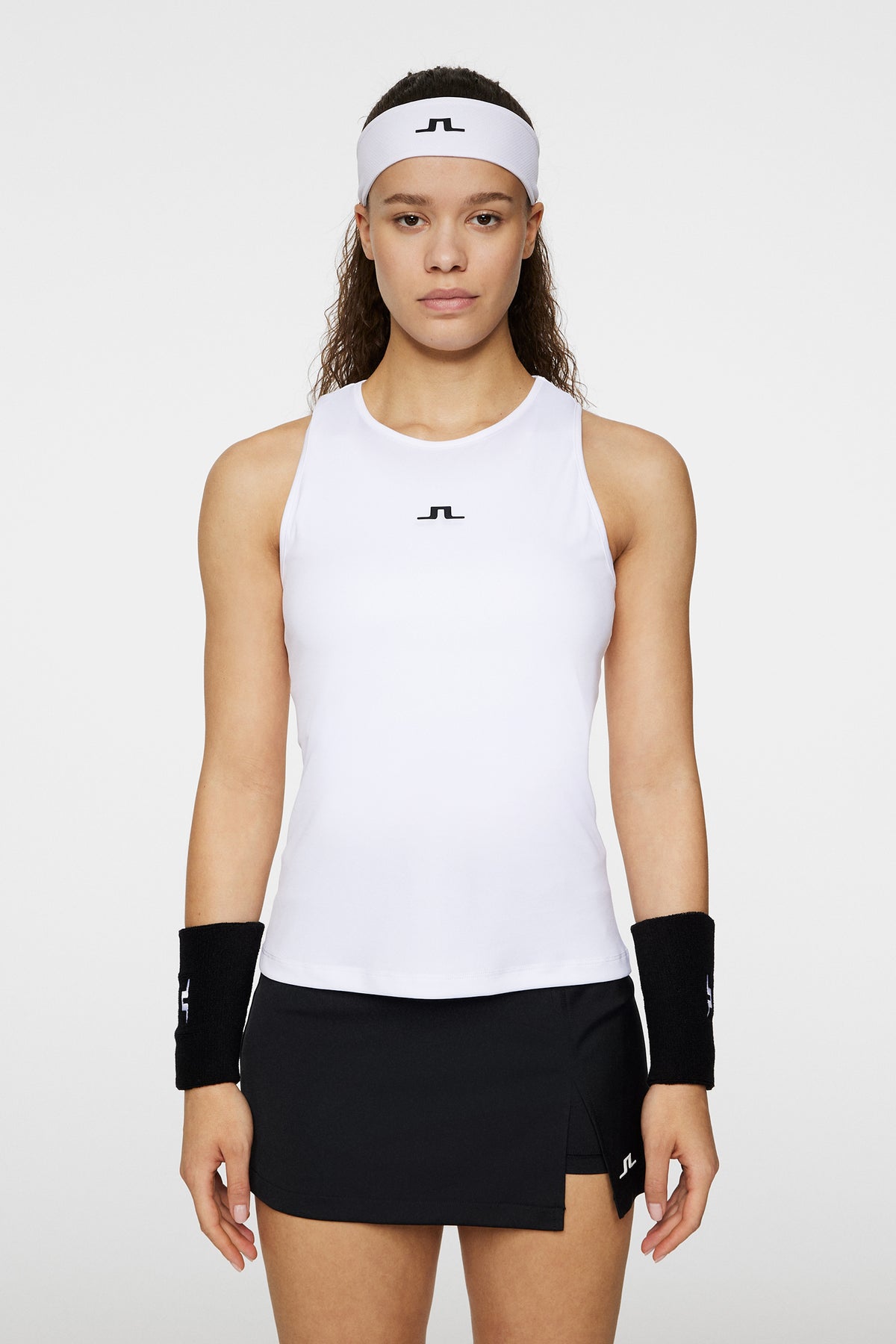 0000 WHITE
