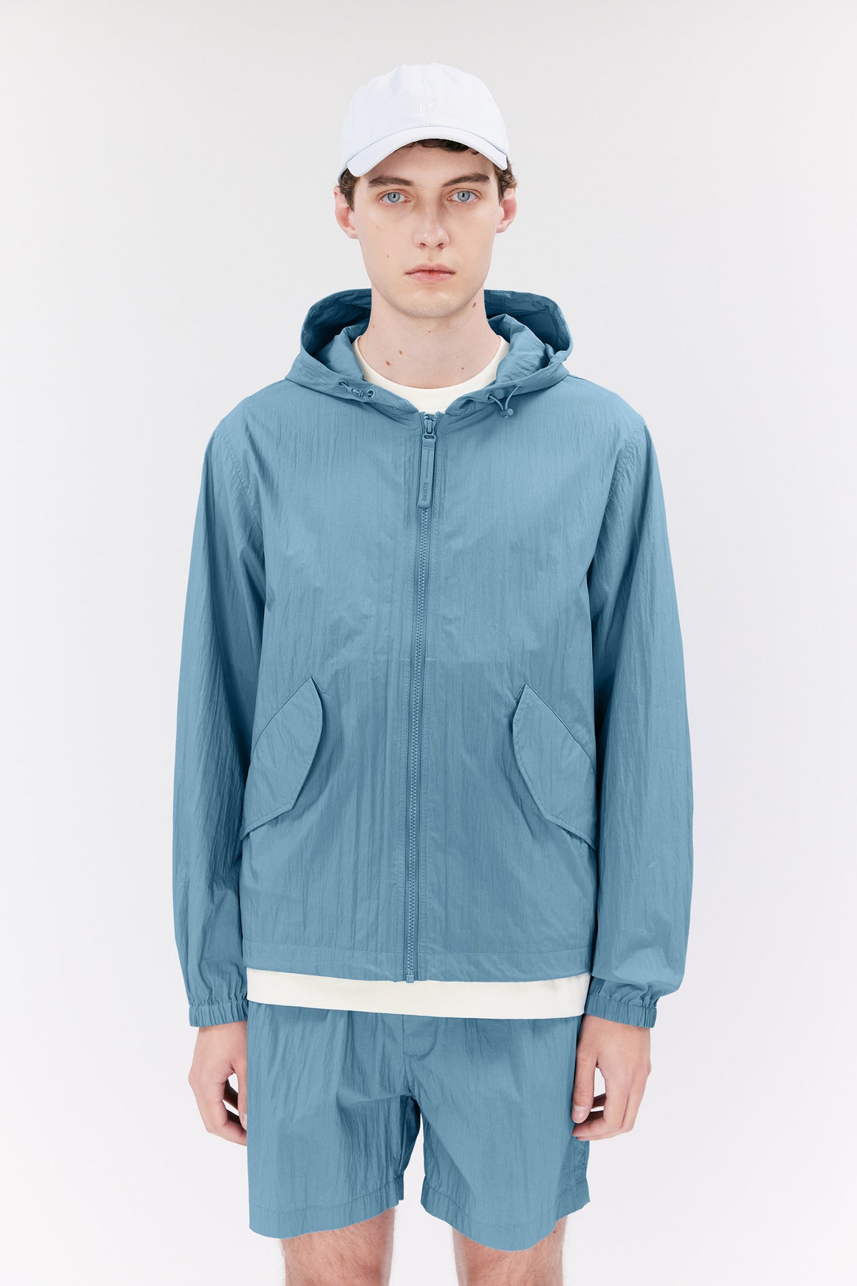 142 VINTAGE BLUE