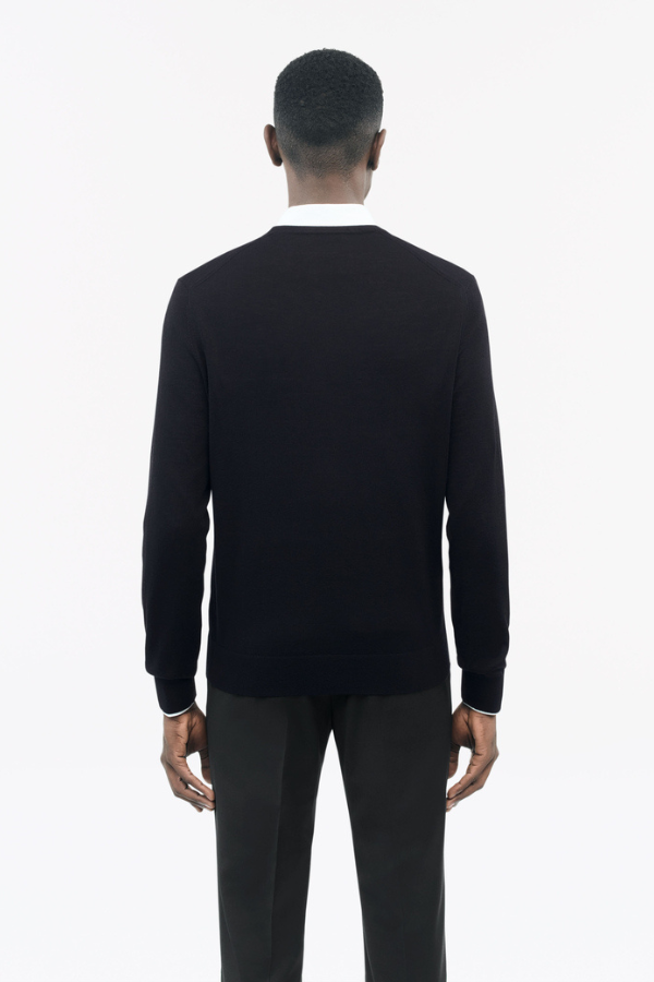 050 BLACK