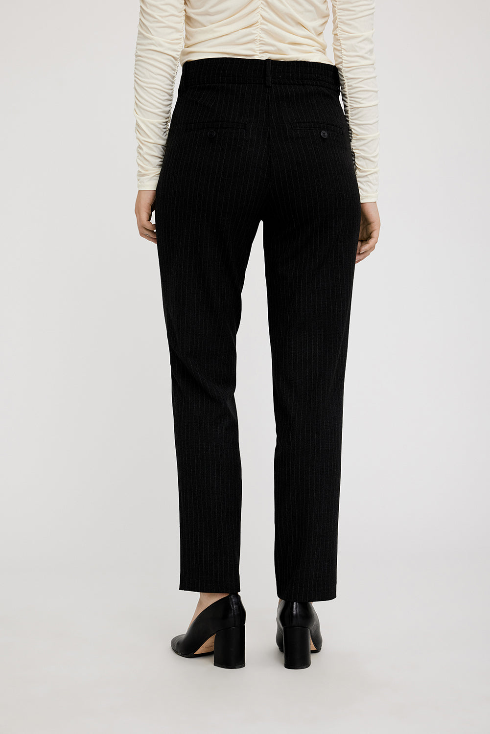 31022 CHARCOAL PINSTRIPE