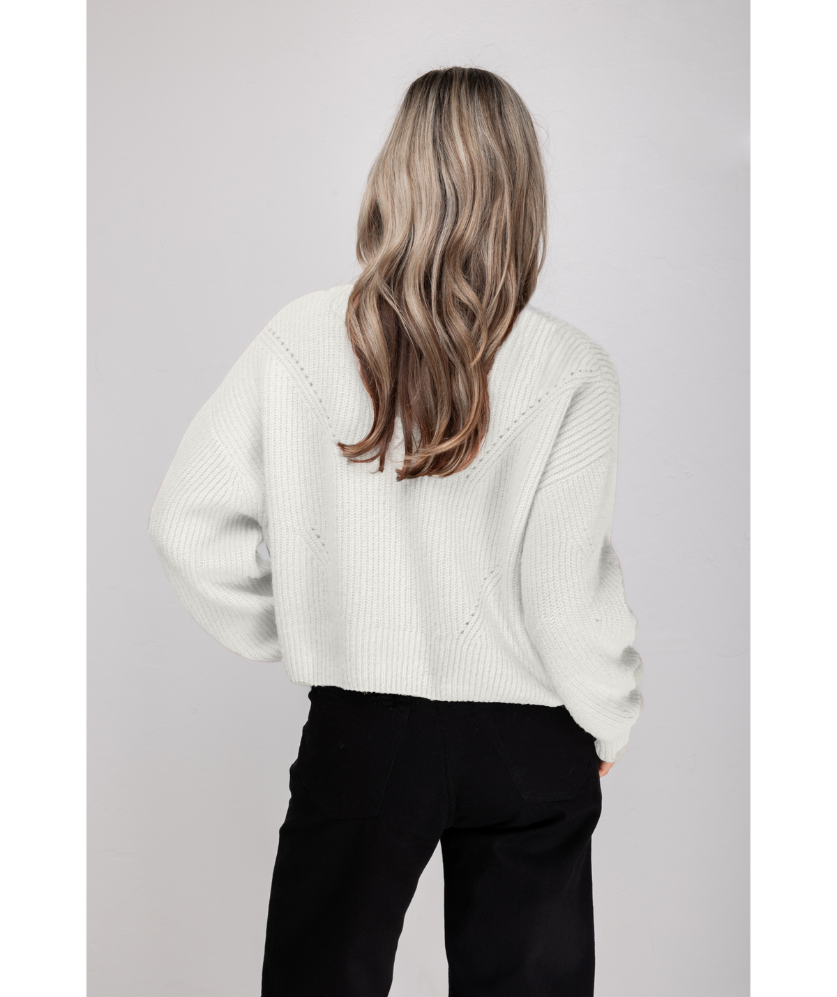 OFF WHITE