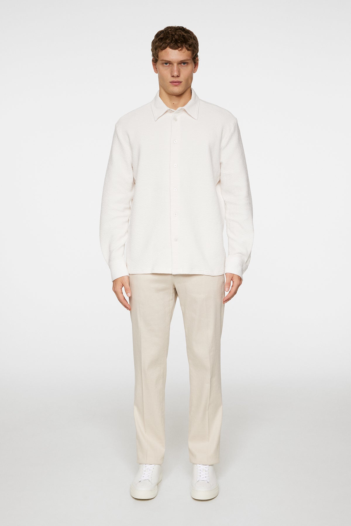 A003 CLOUD WHITE