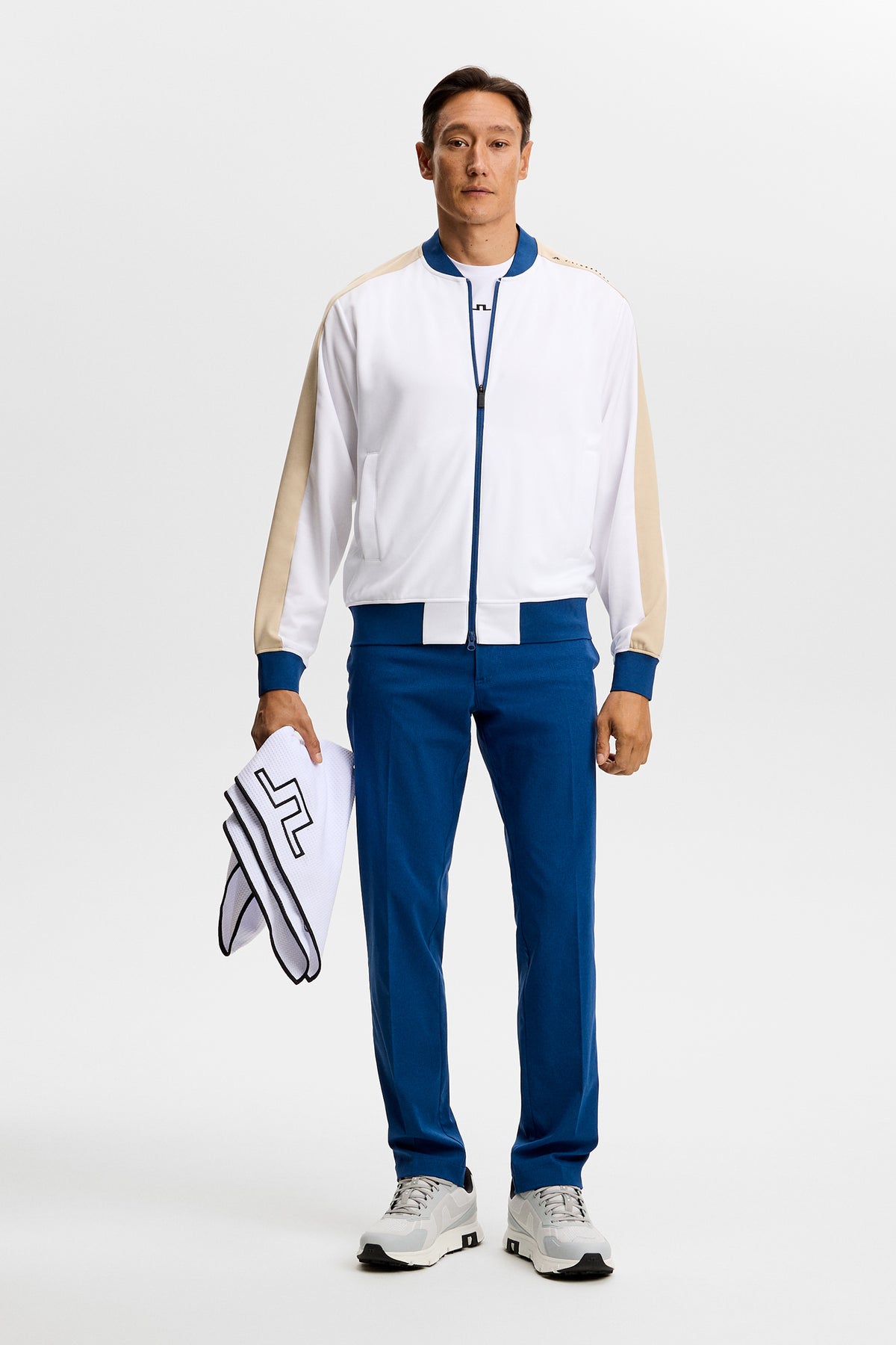 0000 WHITE