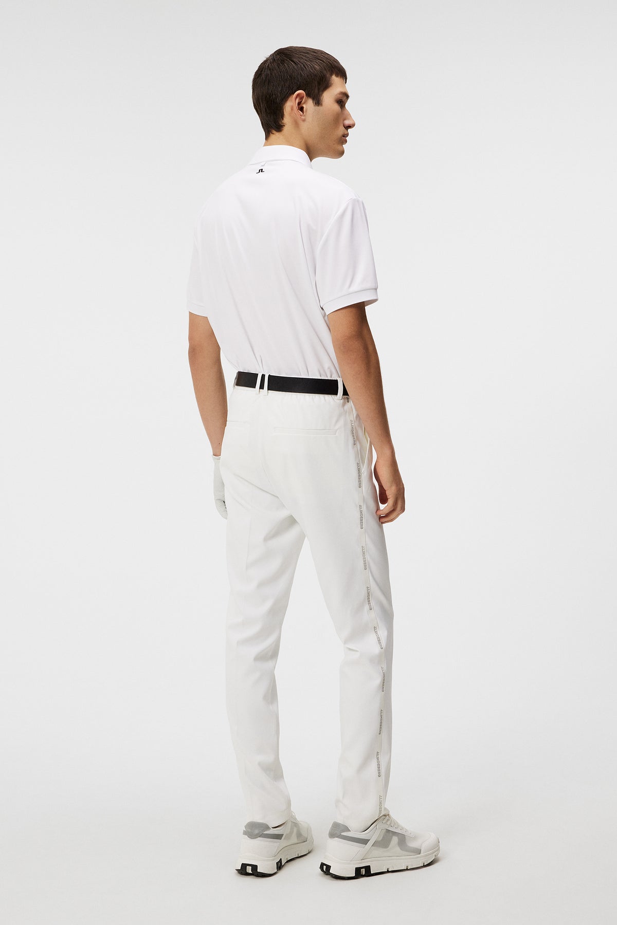 0000 WHITE