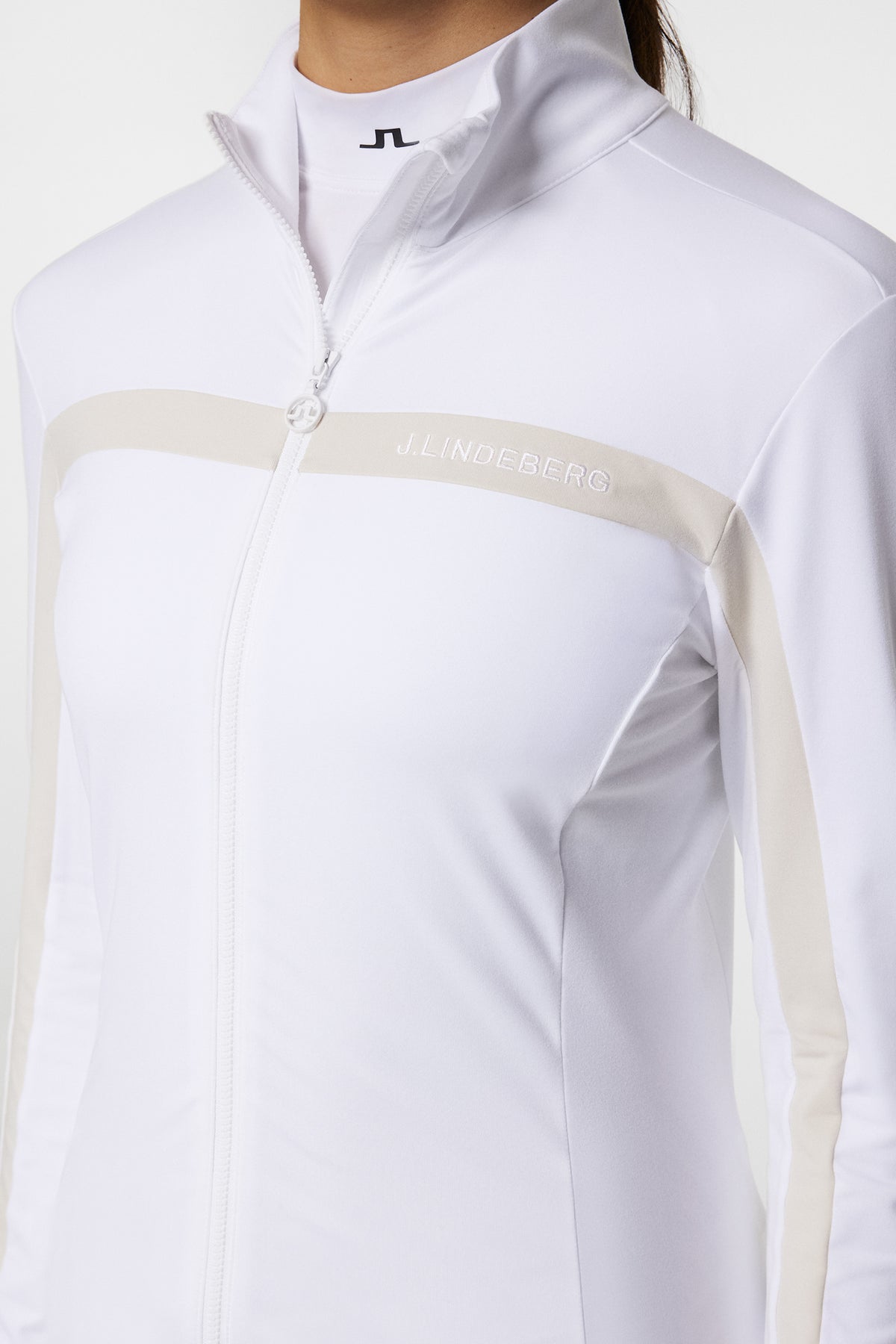 0000 WHITE