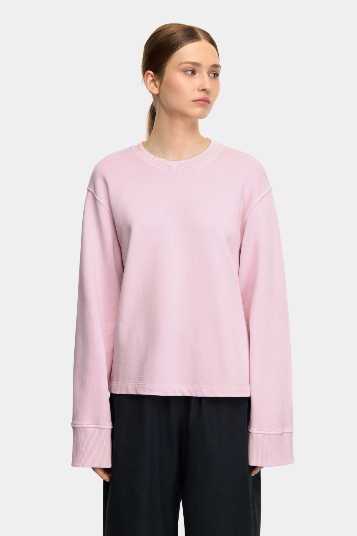 024 CRYSTAL PINK