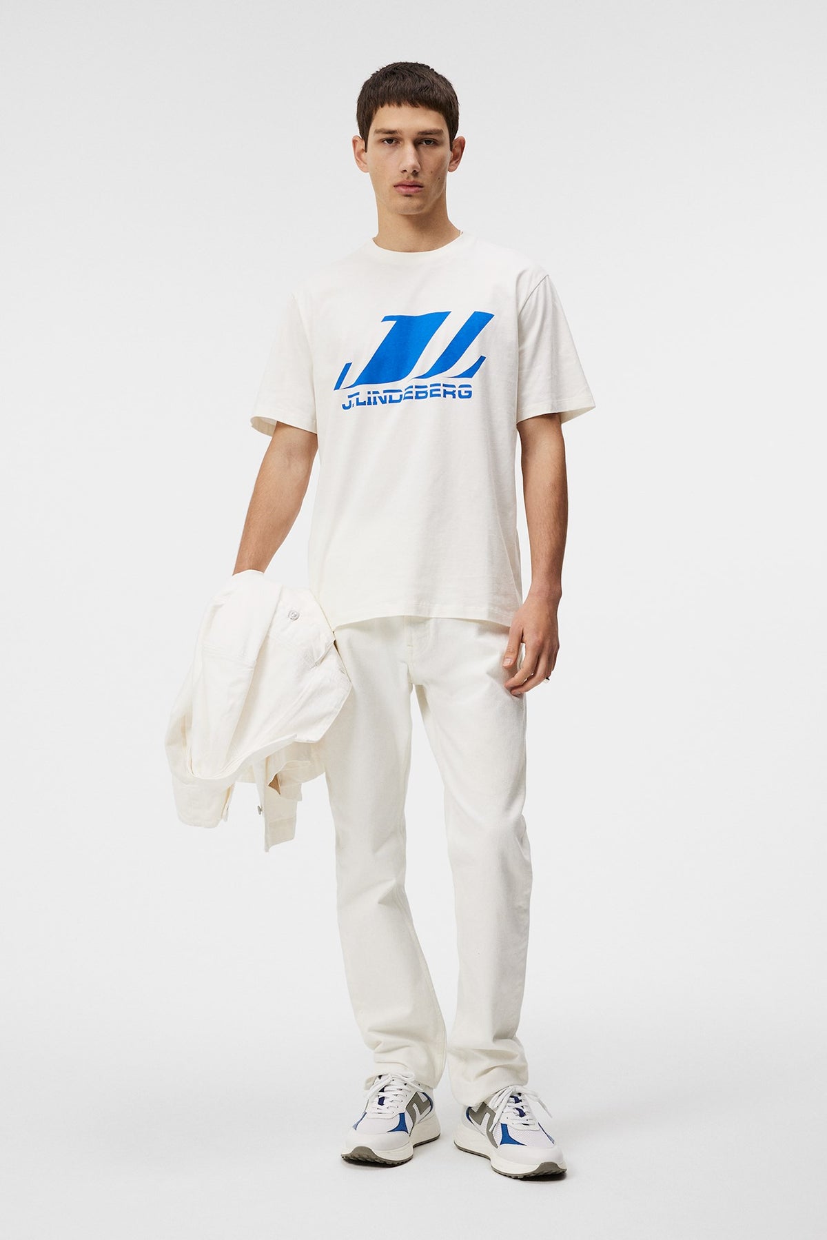 A003 CLOUD WHITE