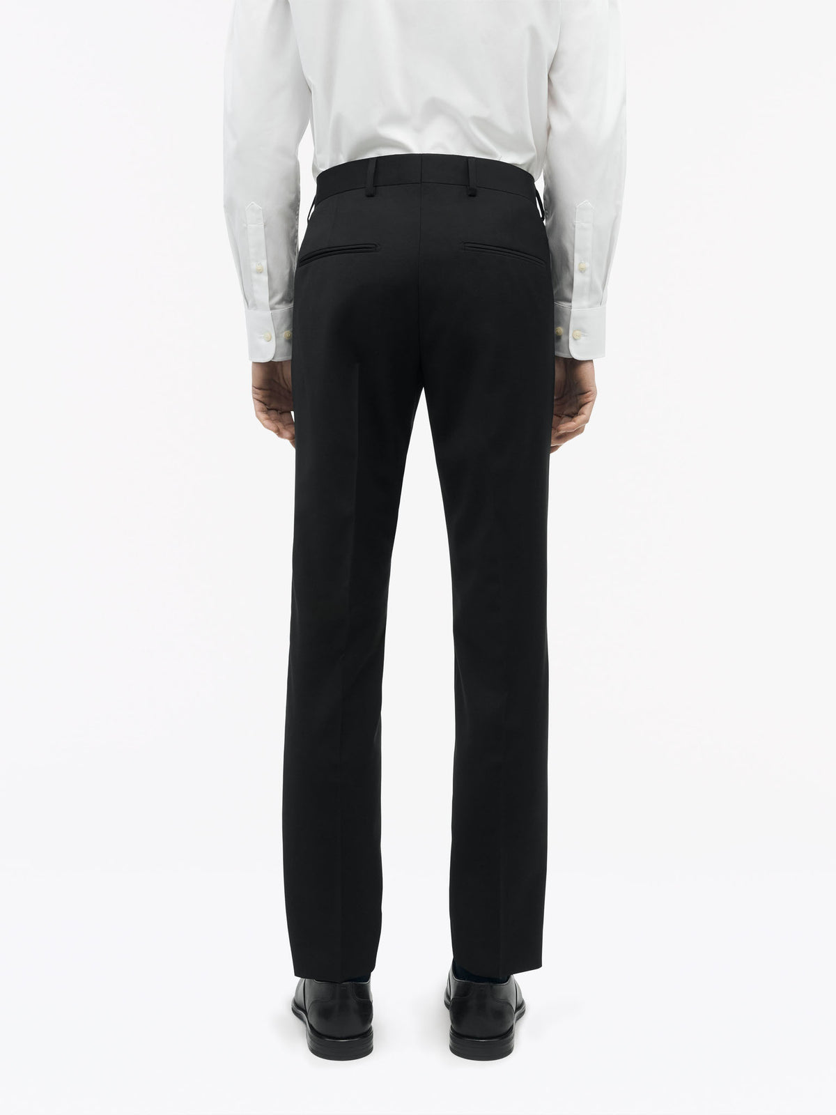 050 BLACK REGULAR