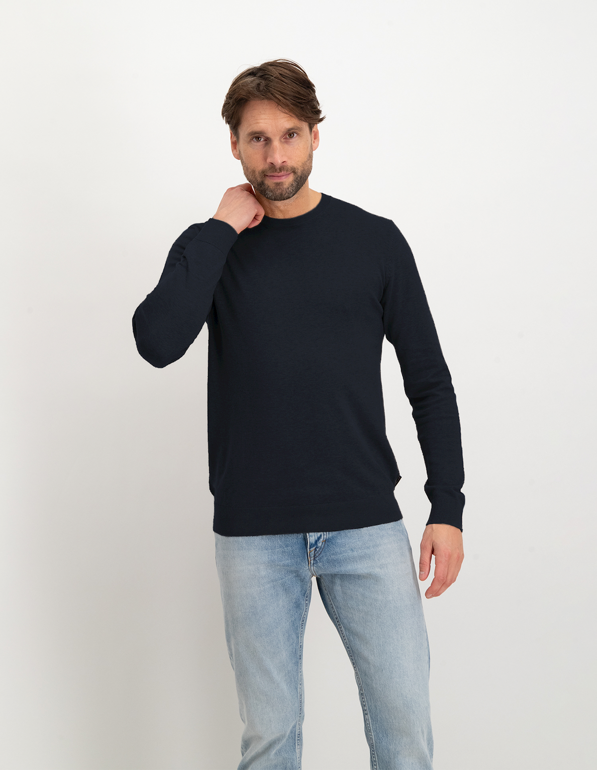 DARK NAVY