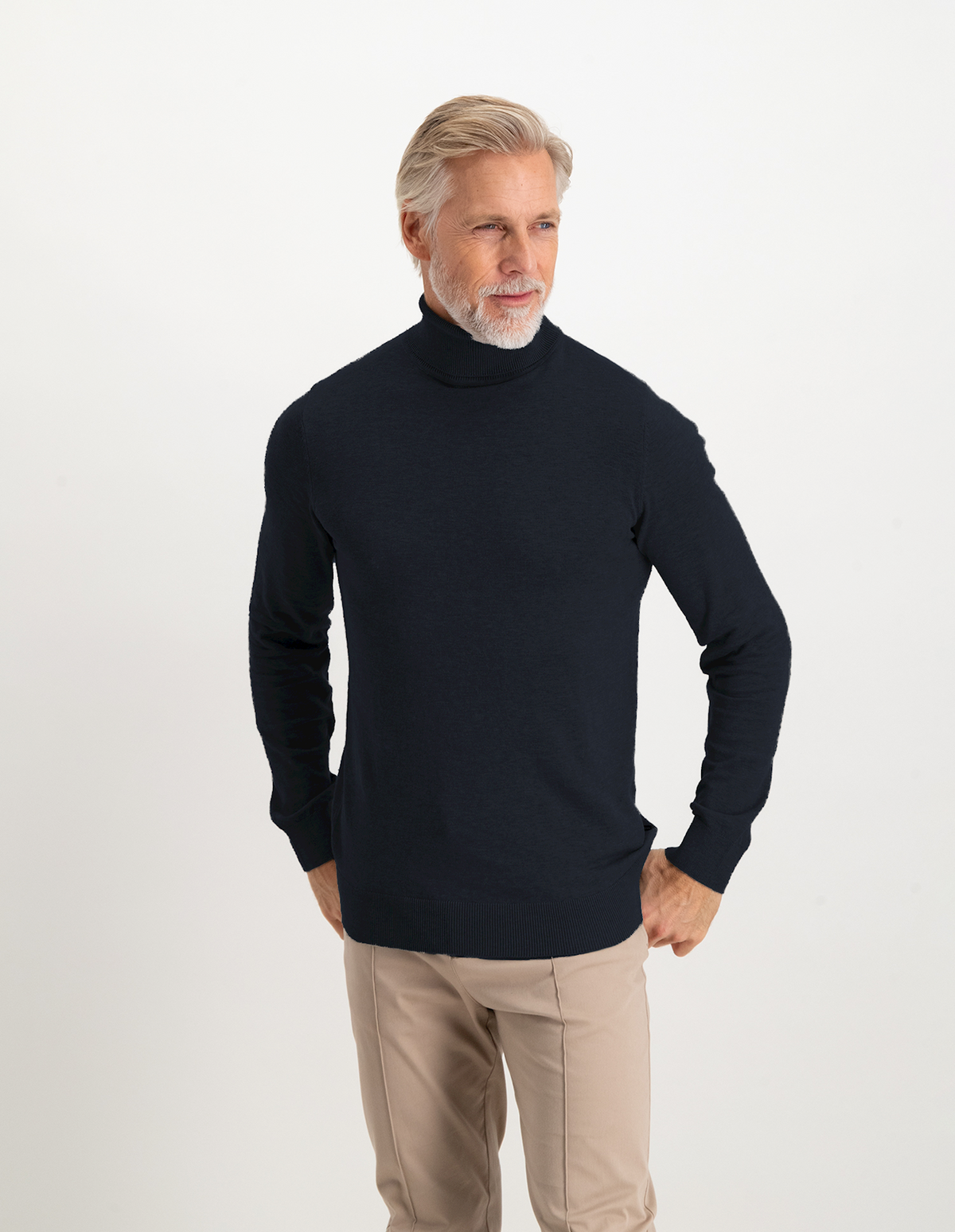 DARK NAVY