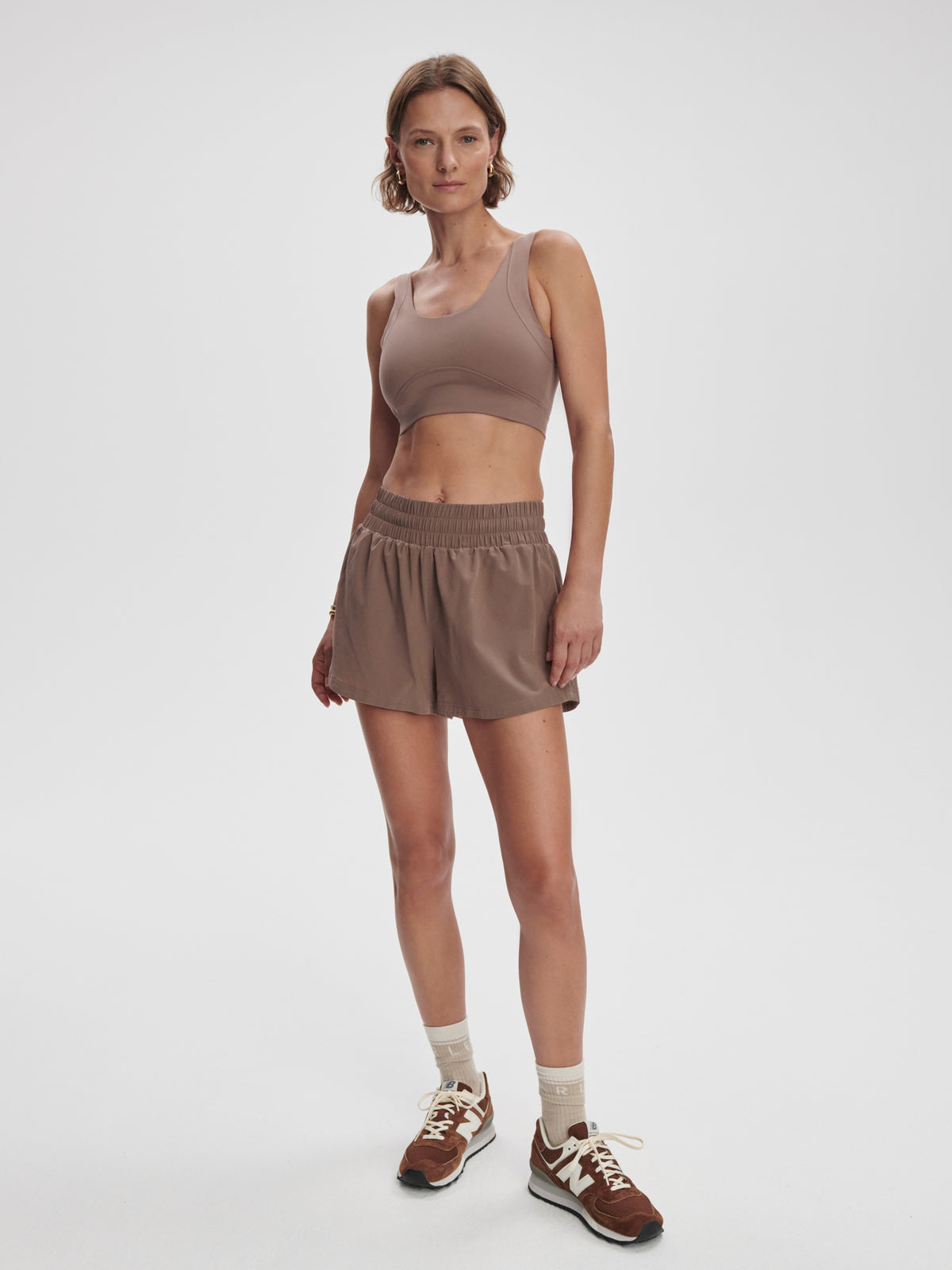 DEEP TAUPE