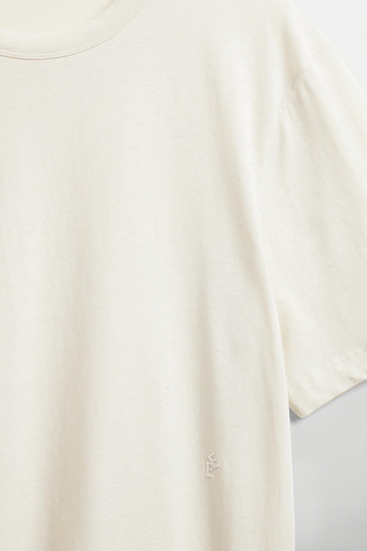 445 VANILLA WHITE