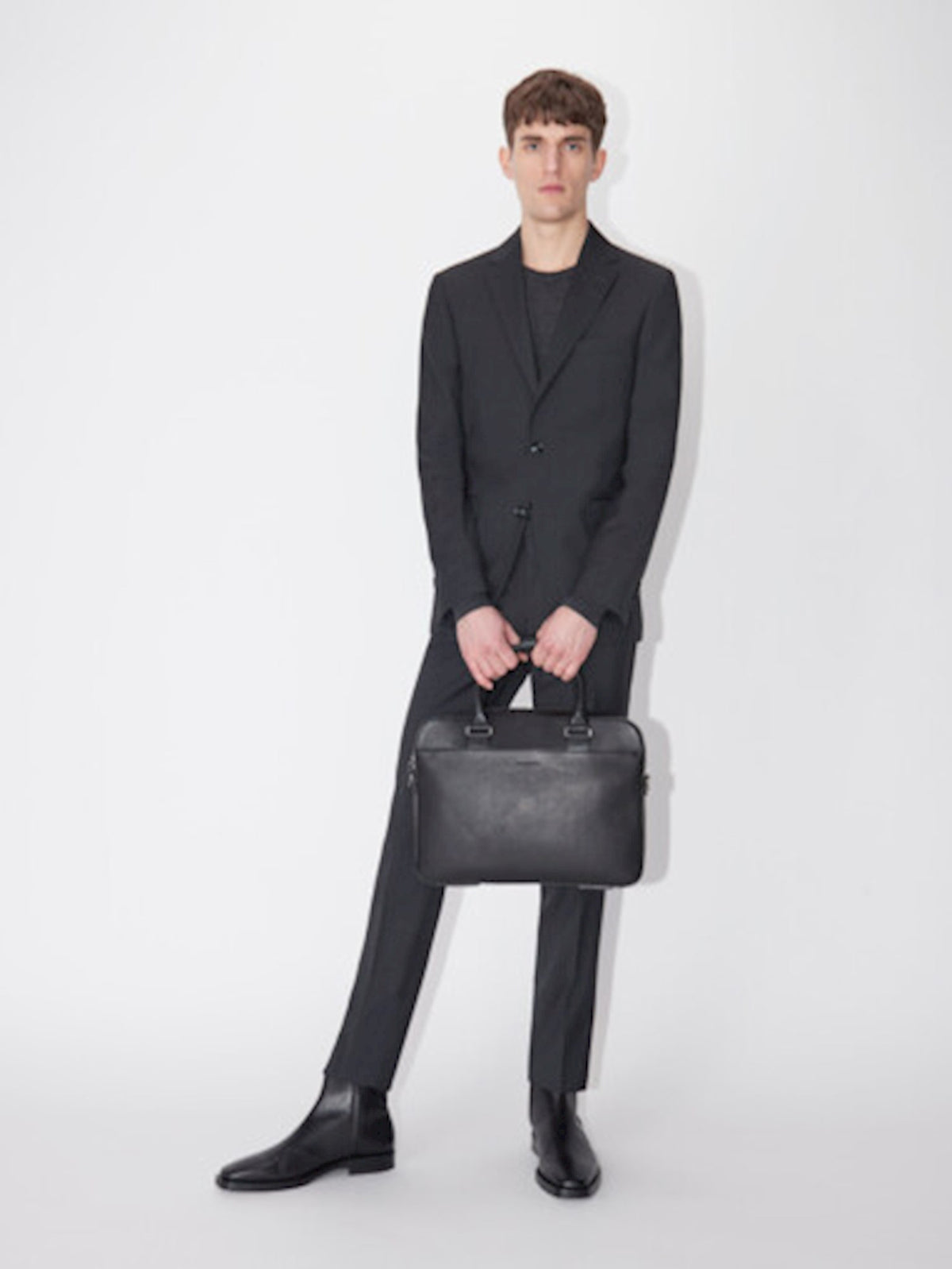 050 BLACK