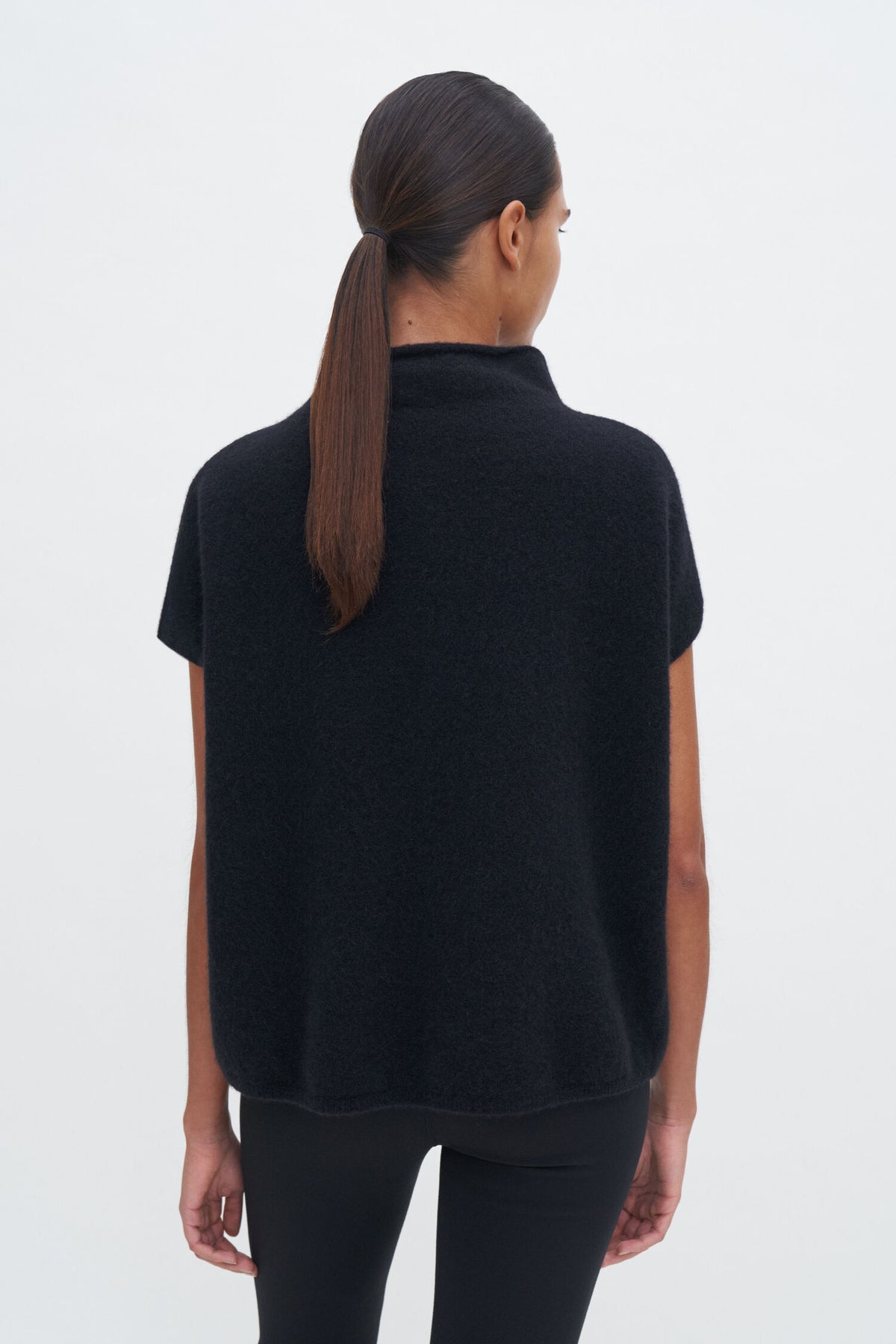 1433 BLACK