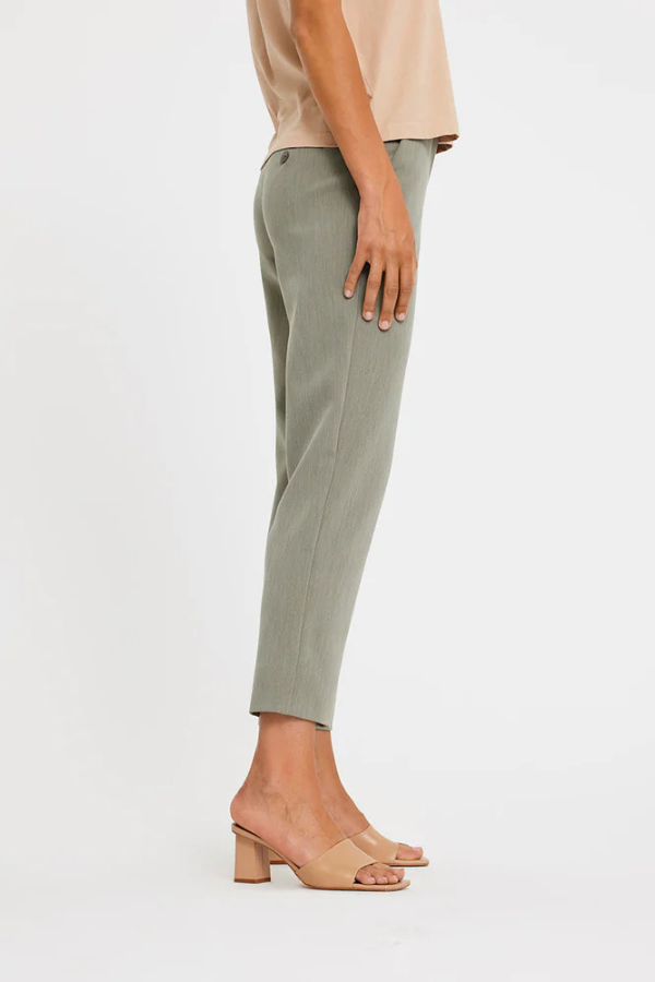 31058 GREEN LEAF