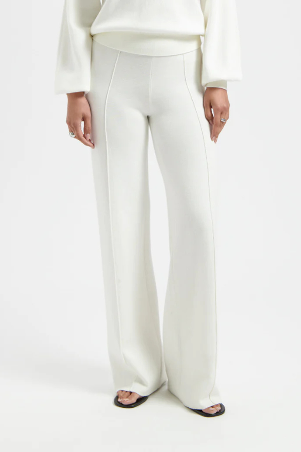 WINTER WHITE