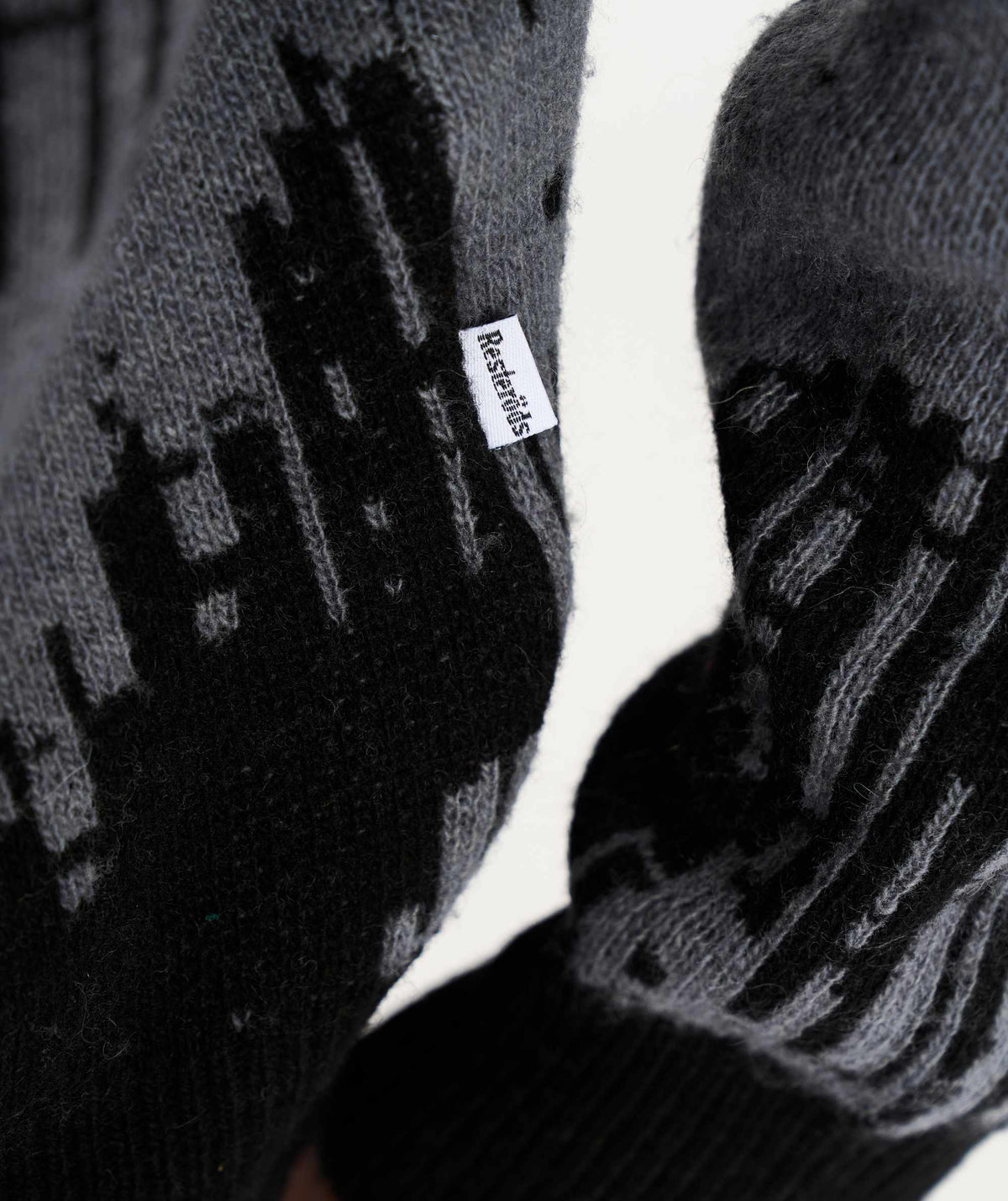 907-BLACK