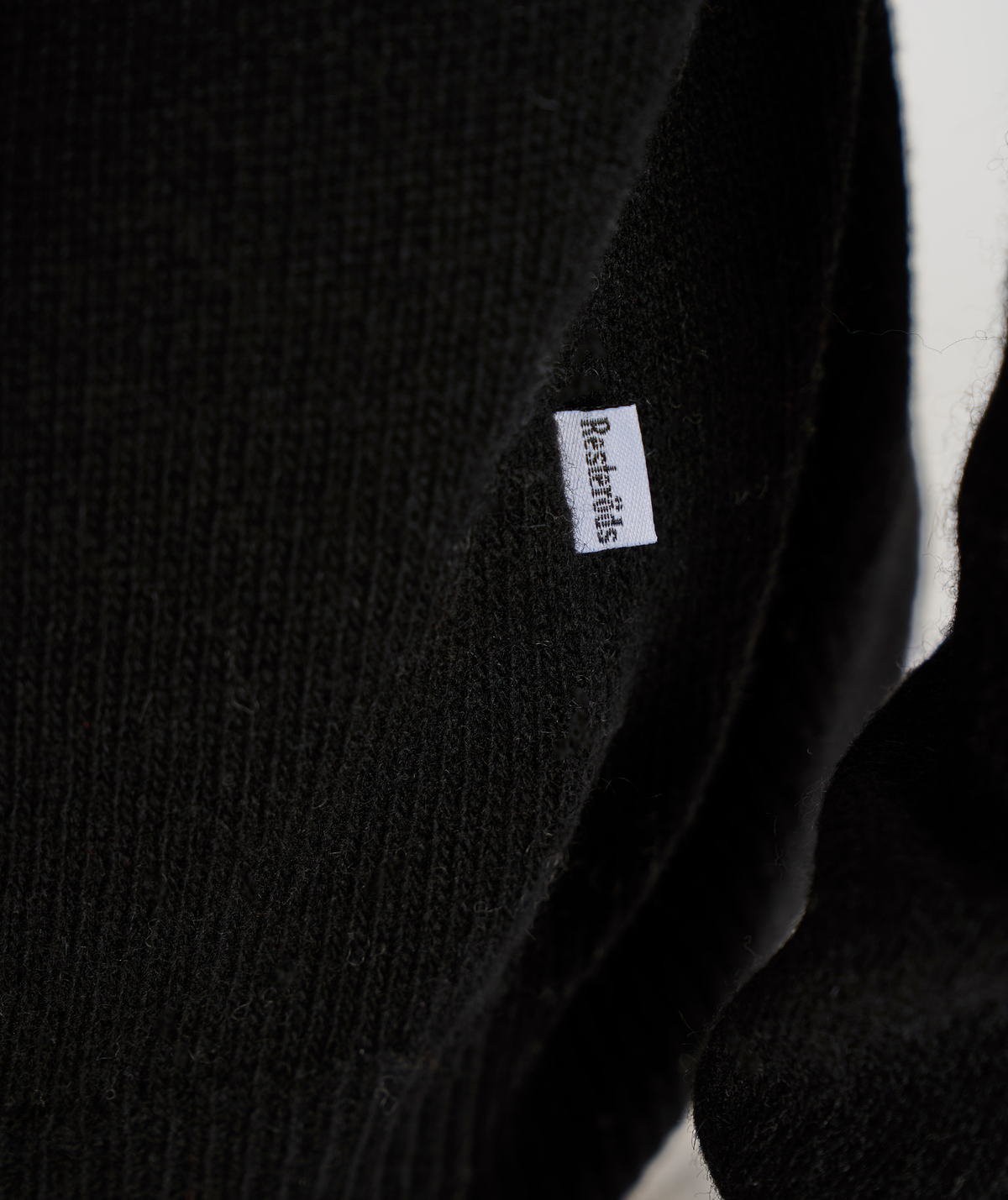 9-BLACK