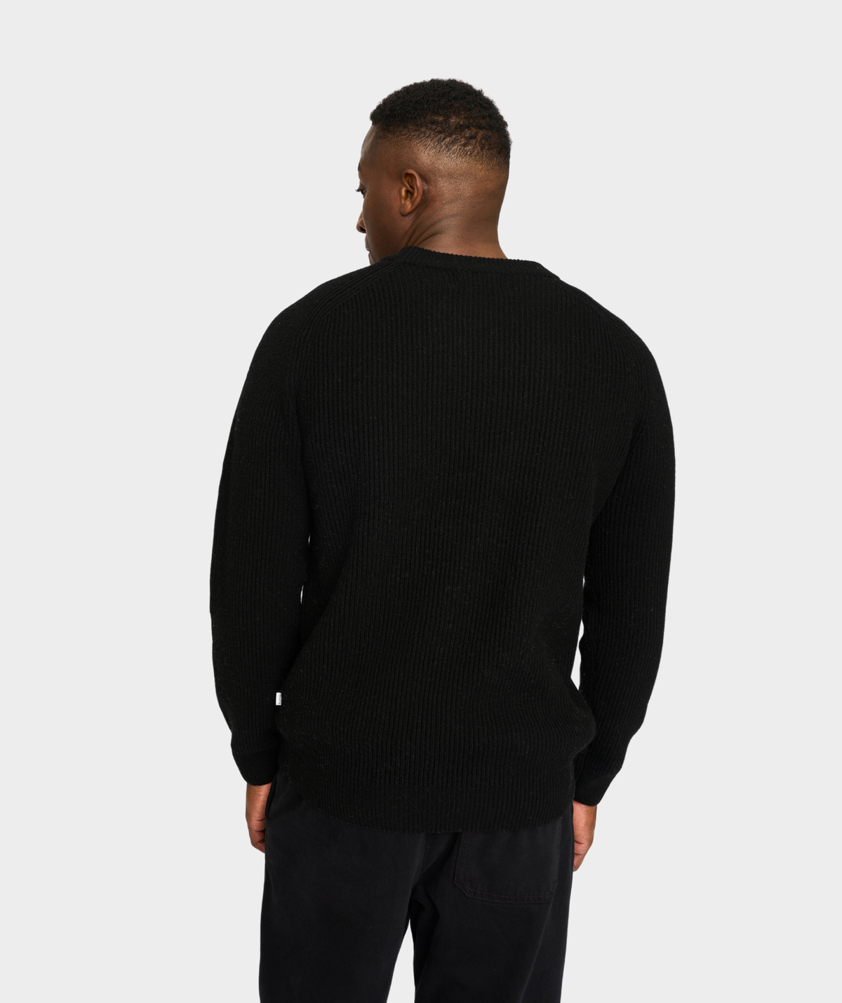9-BLACK