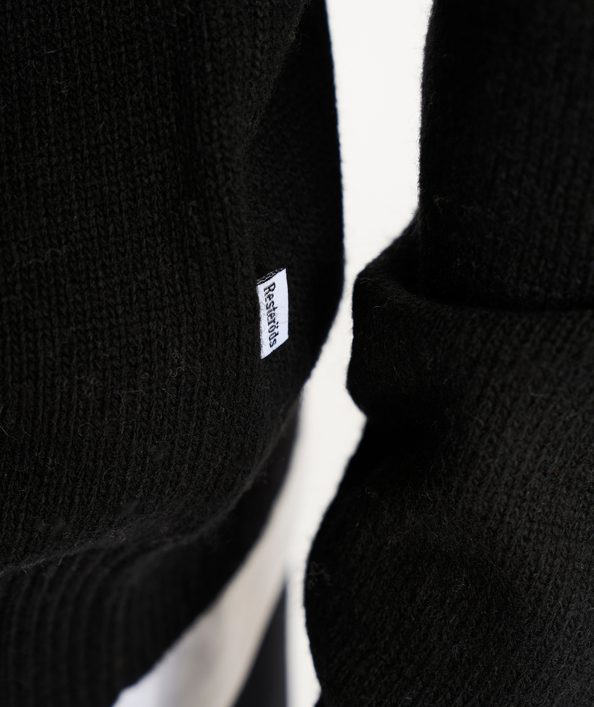 9-BLACK