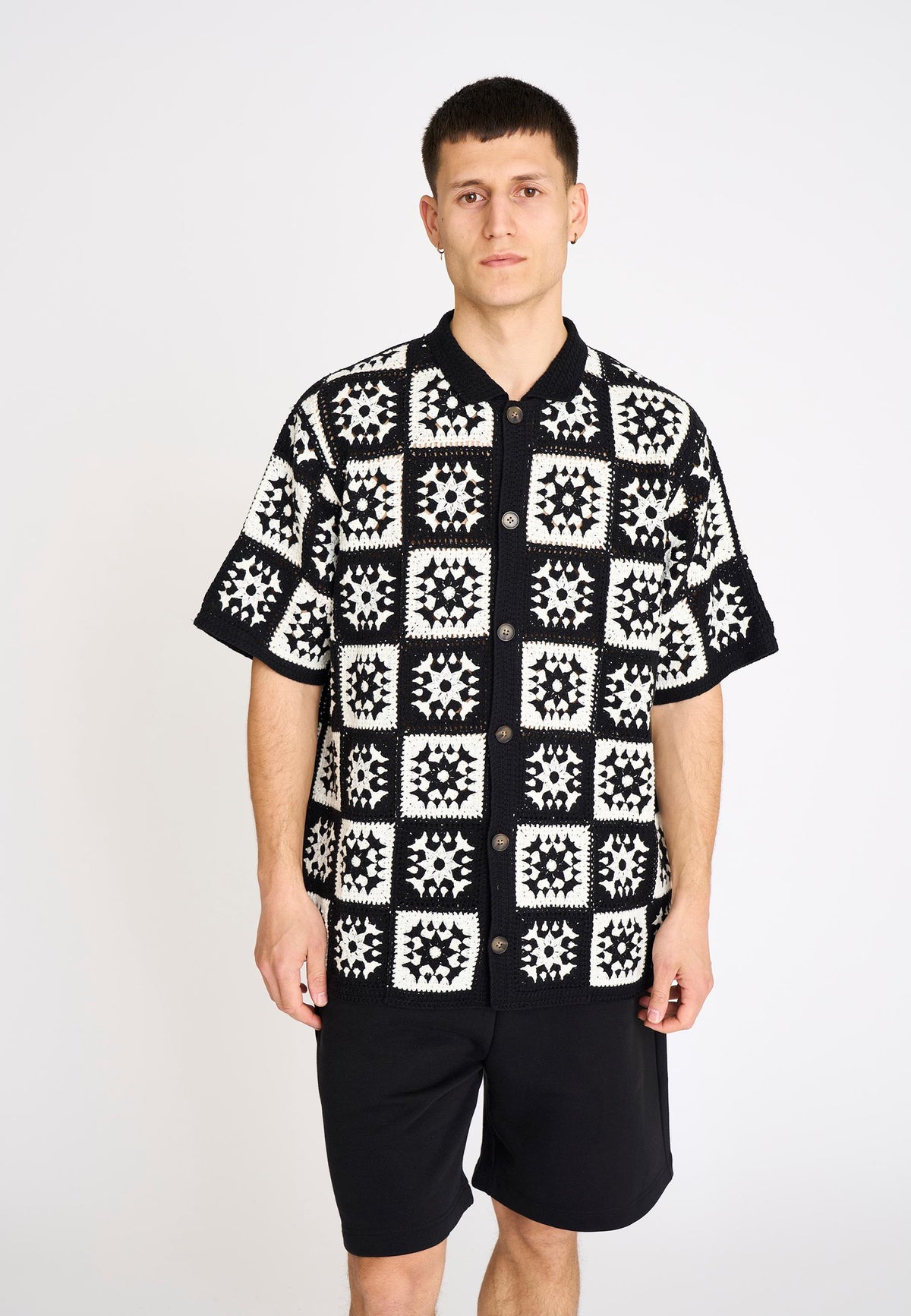 9001-BLACK