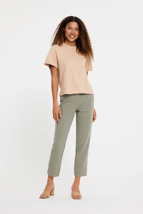 31058 GREEN LEAF
