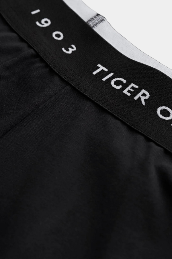 050 BLACK