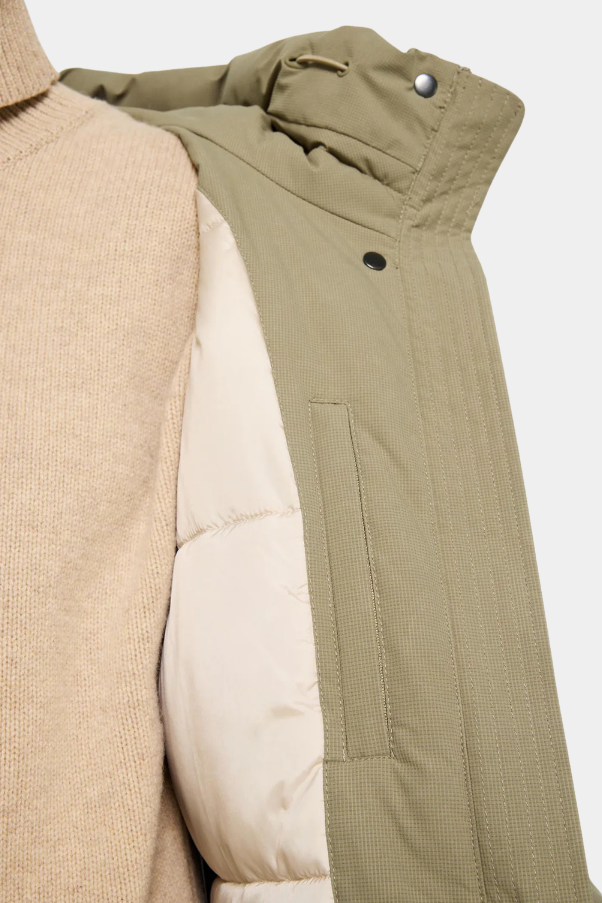 122 LIGHT OLIVE
