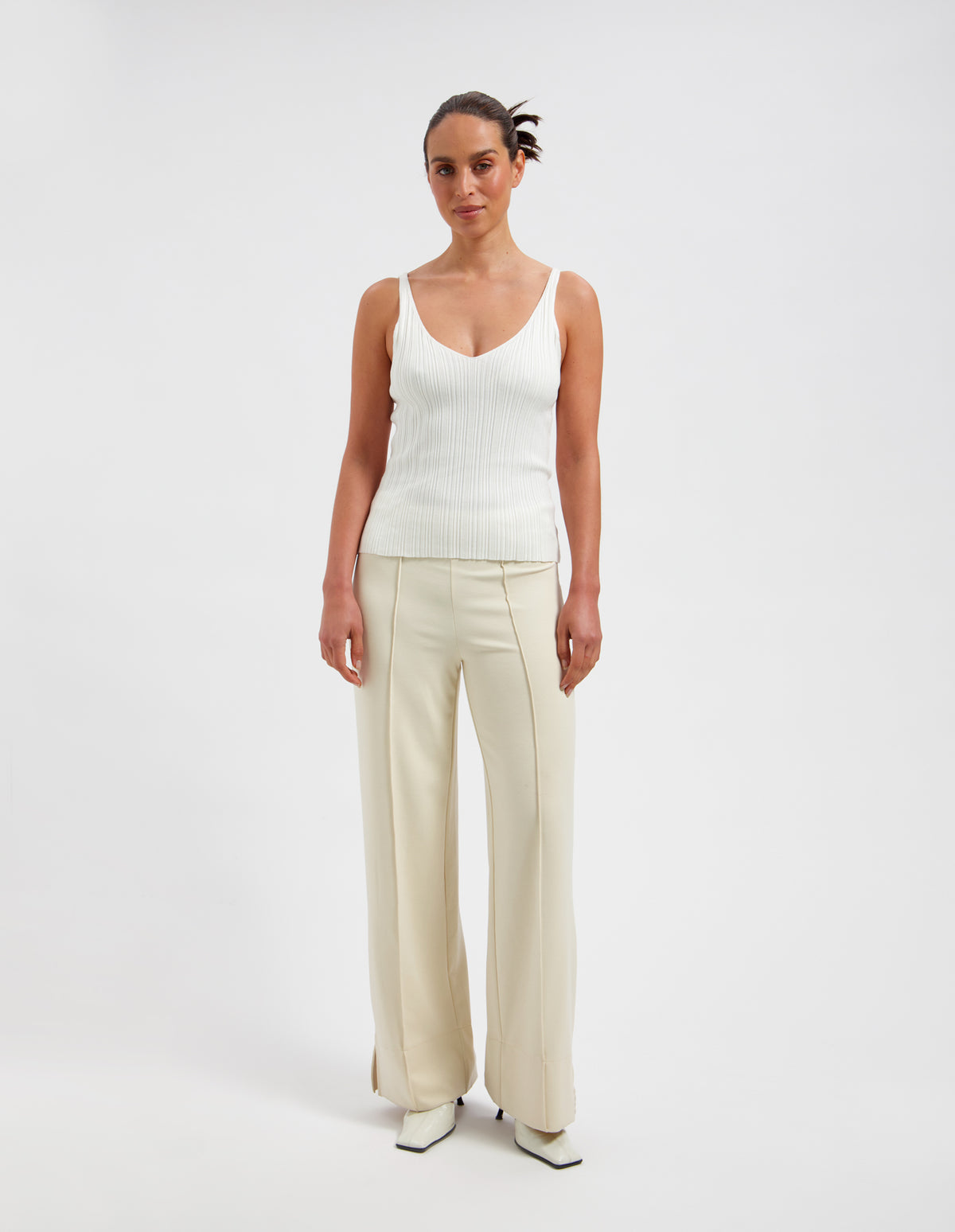 10002 IVORY