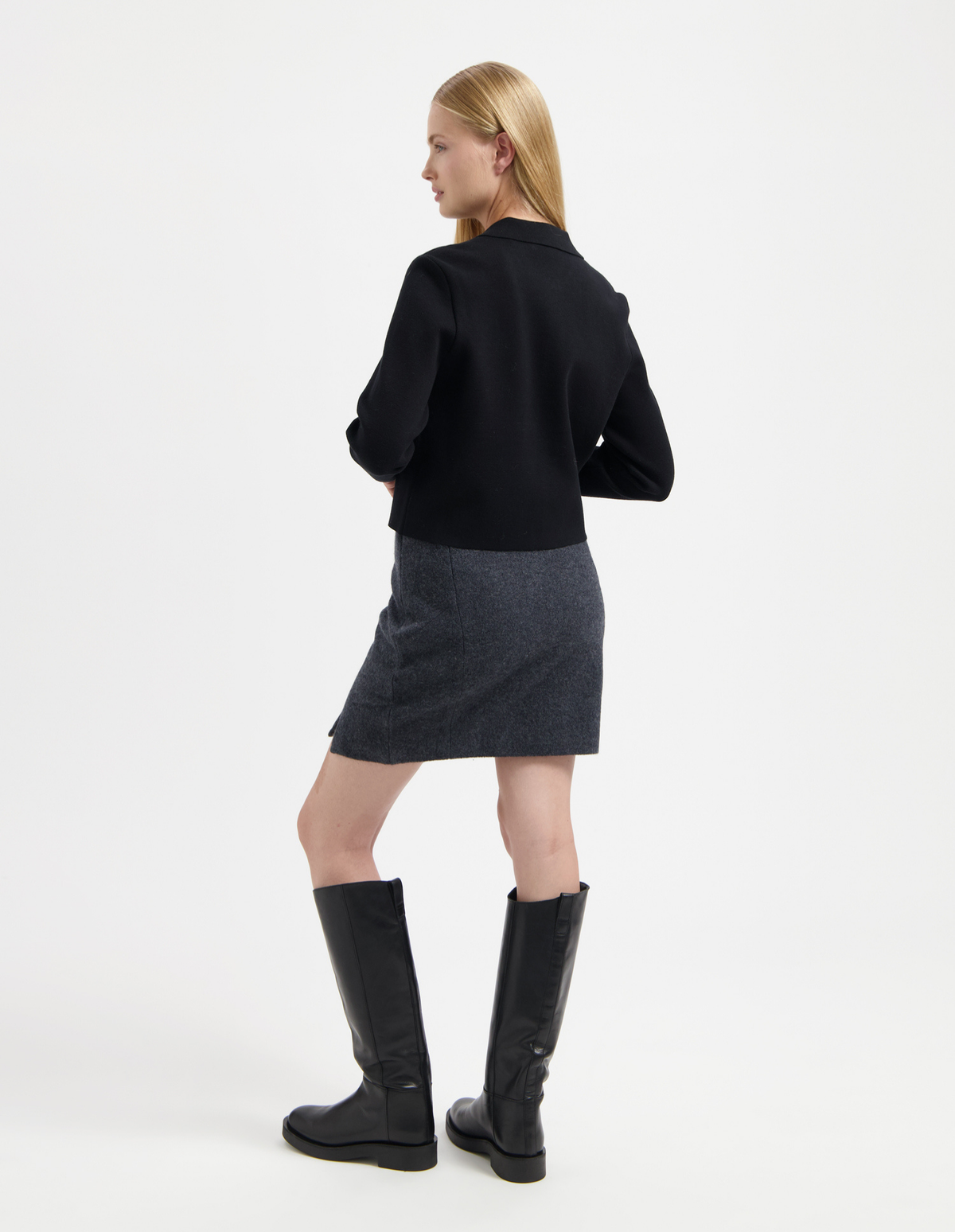 90000 BLACK