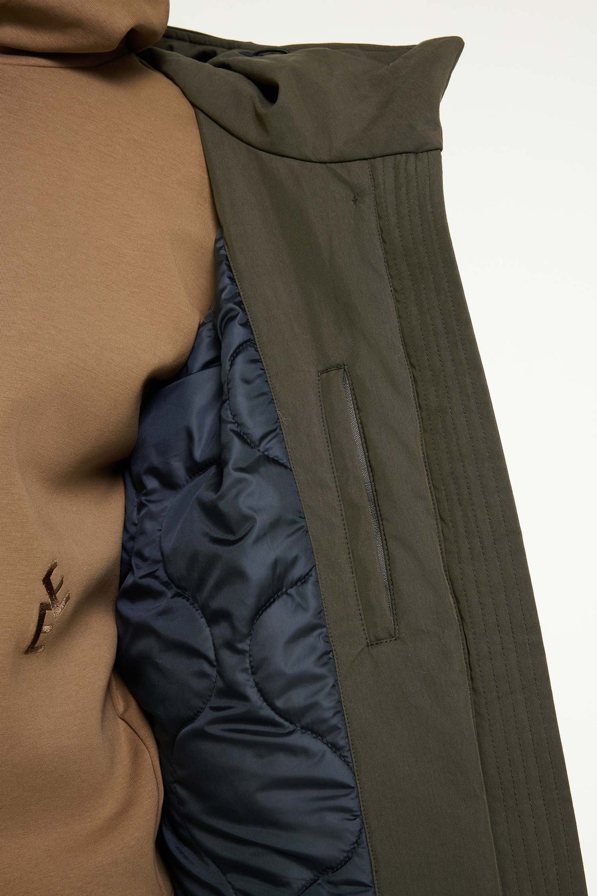520 DEEP OLIVE