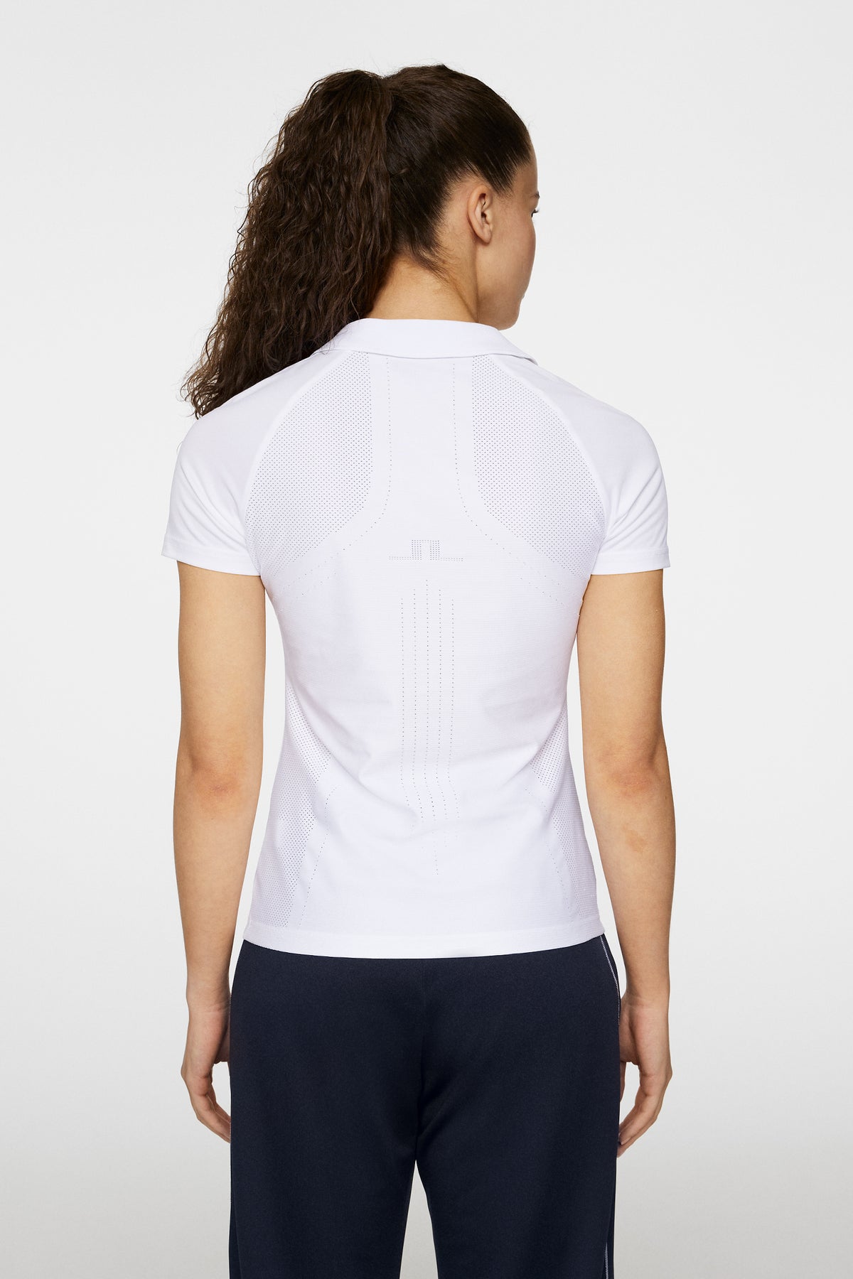 0000 WHITE