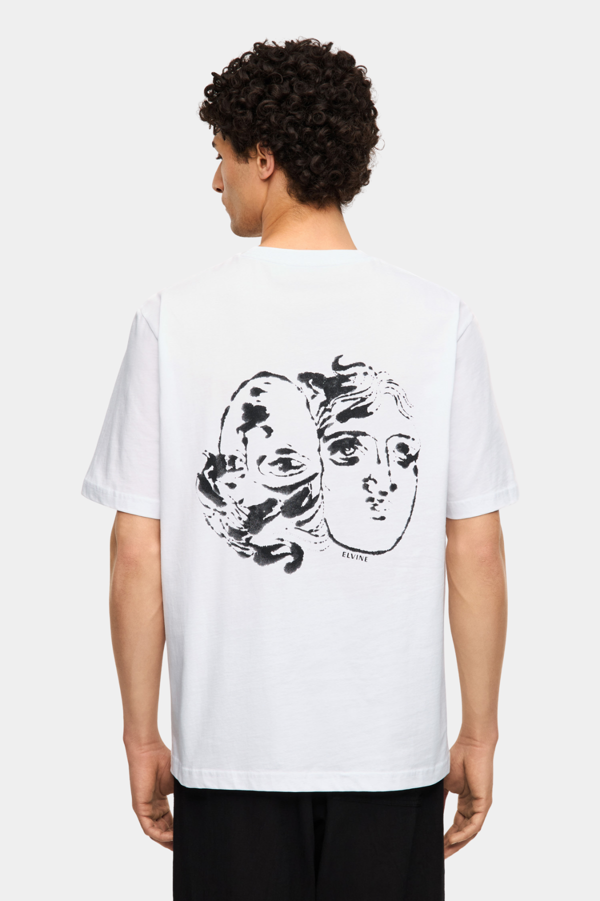 810 WHITE / BLACK