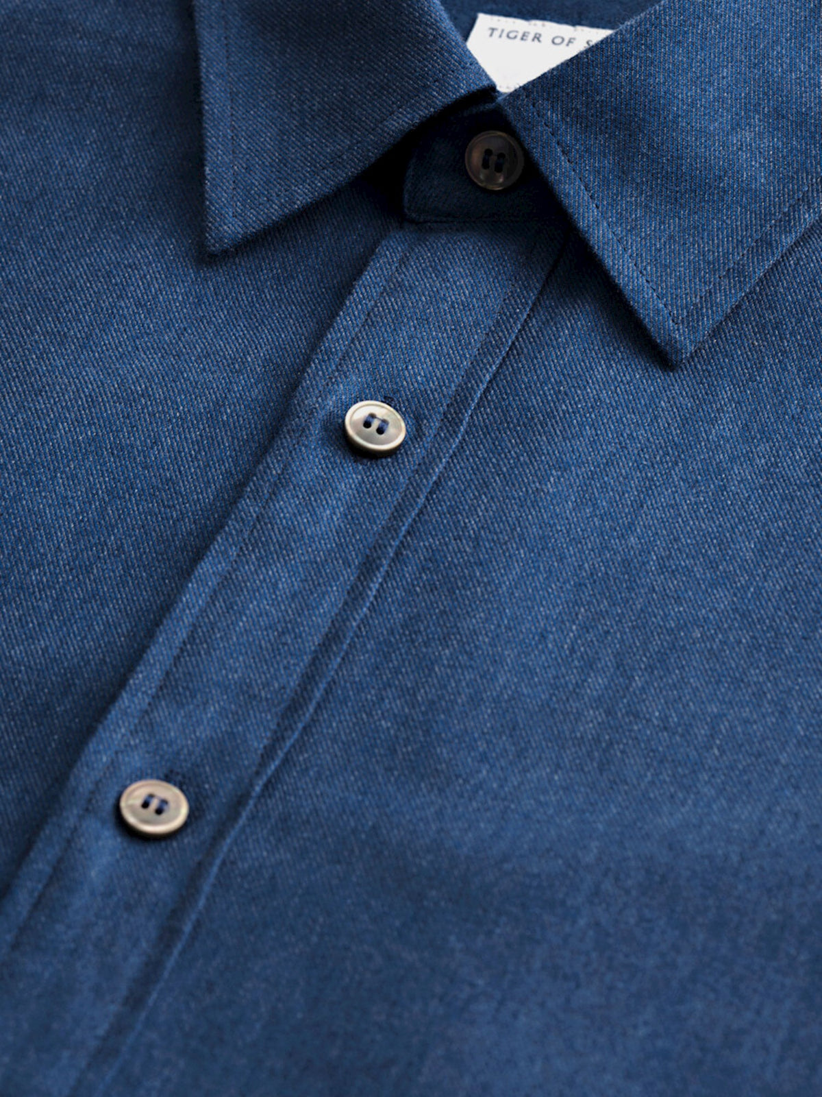 21D BLUE