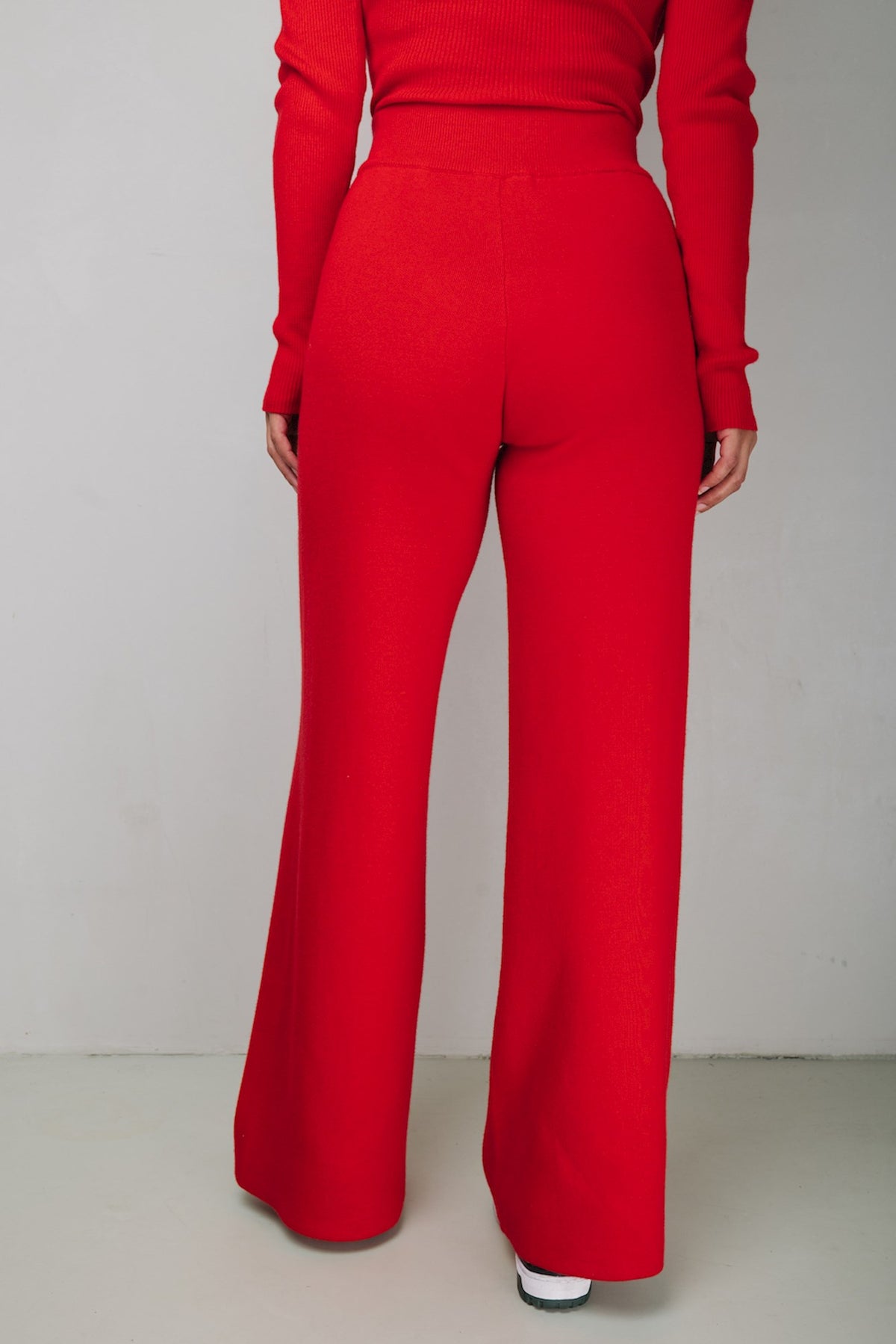CHERRY RED
