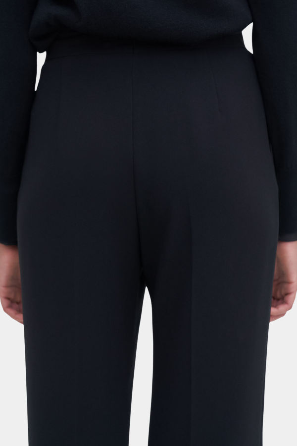 1433 BLACK