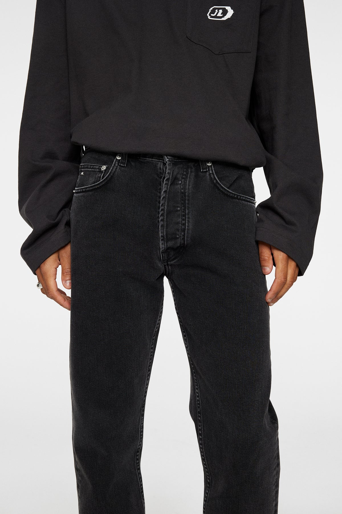 9999 BLACK 32
