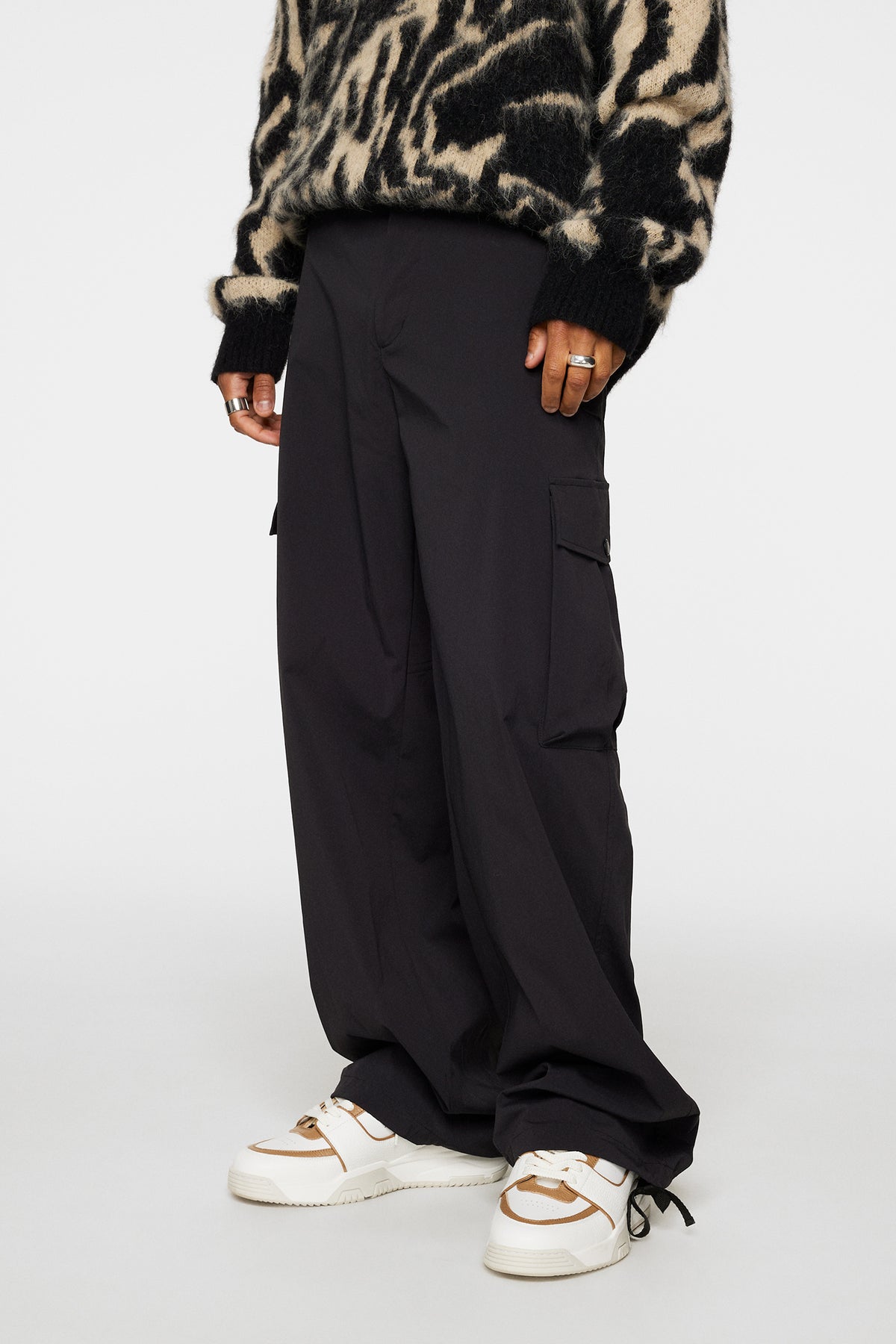 9999 BLACK