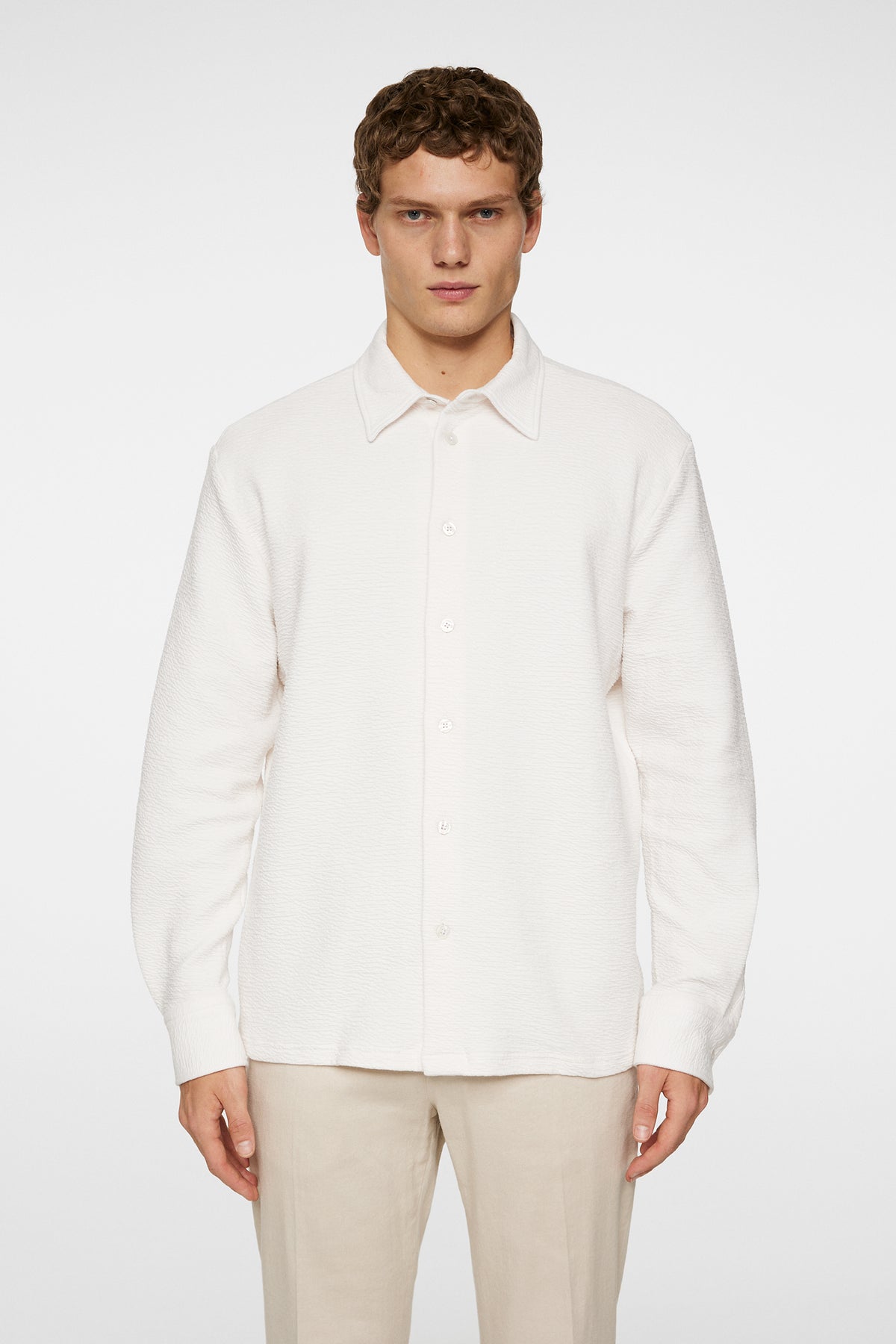 A003 CLOUD WHITE