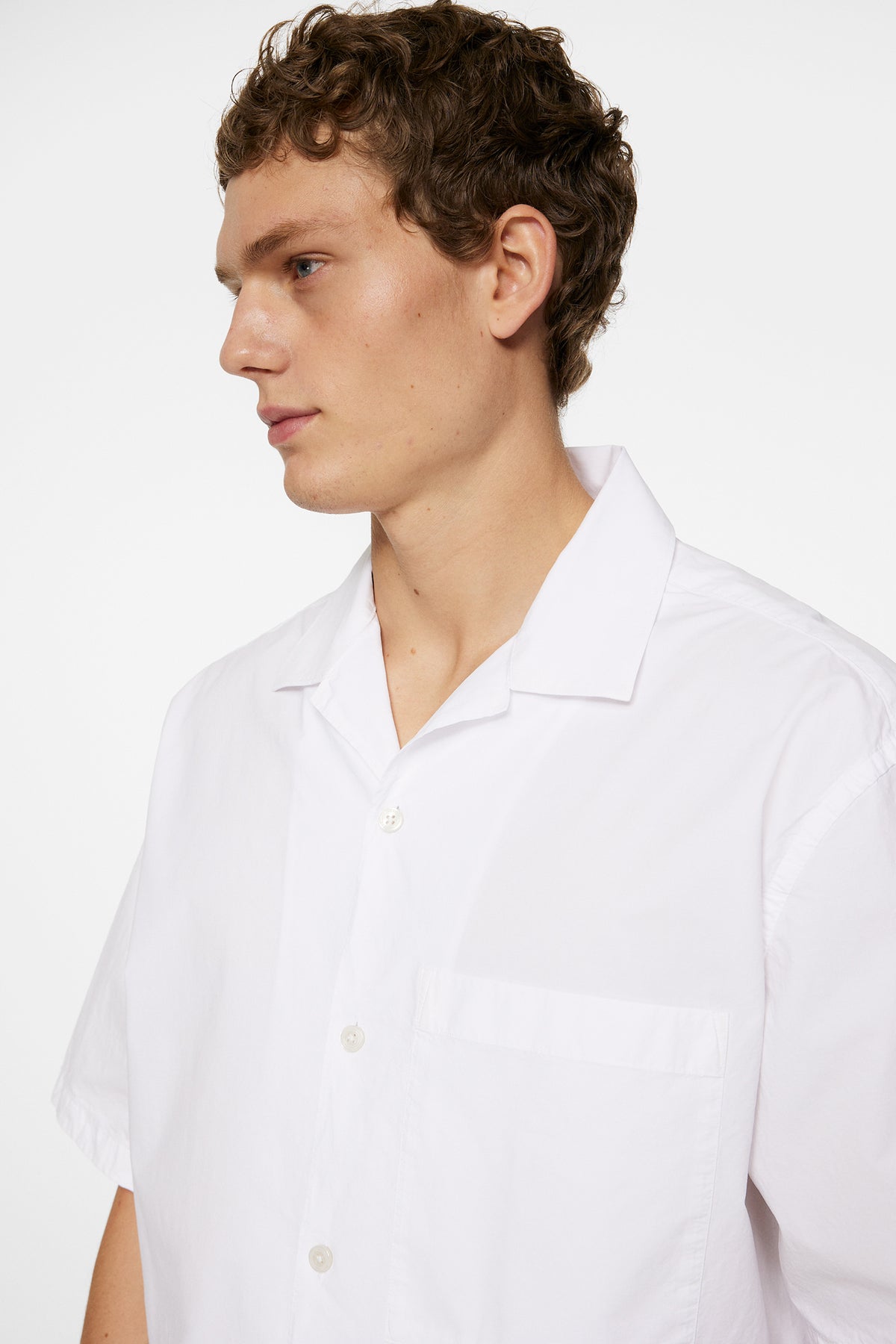 0000 WHITE