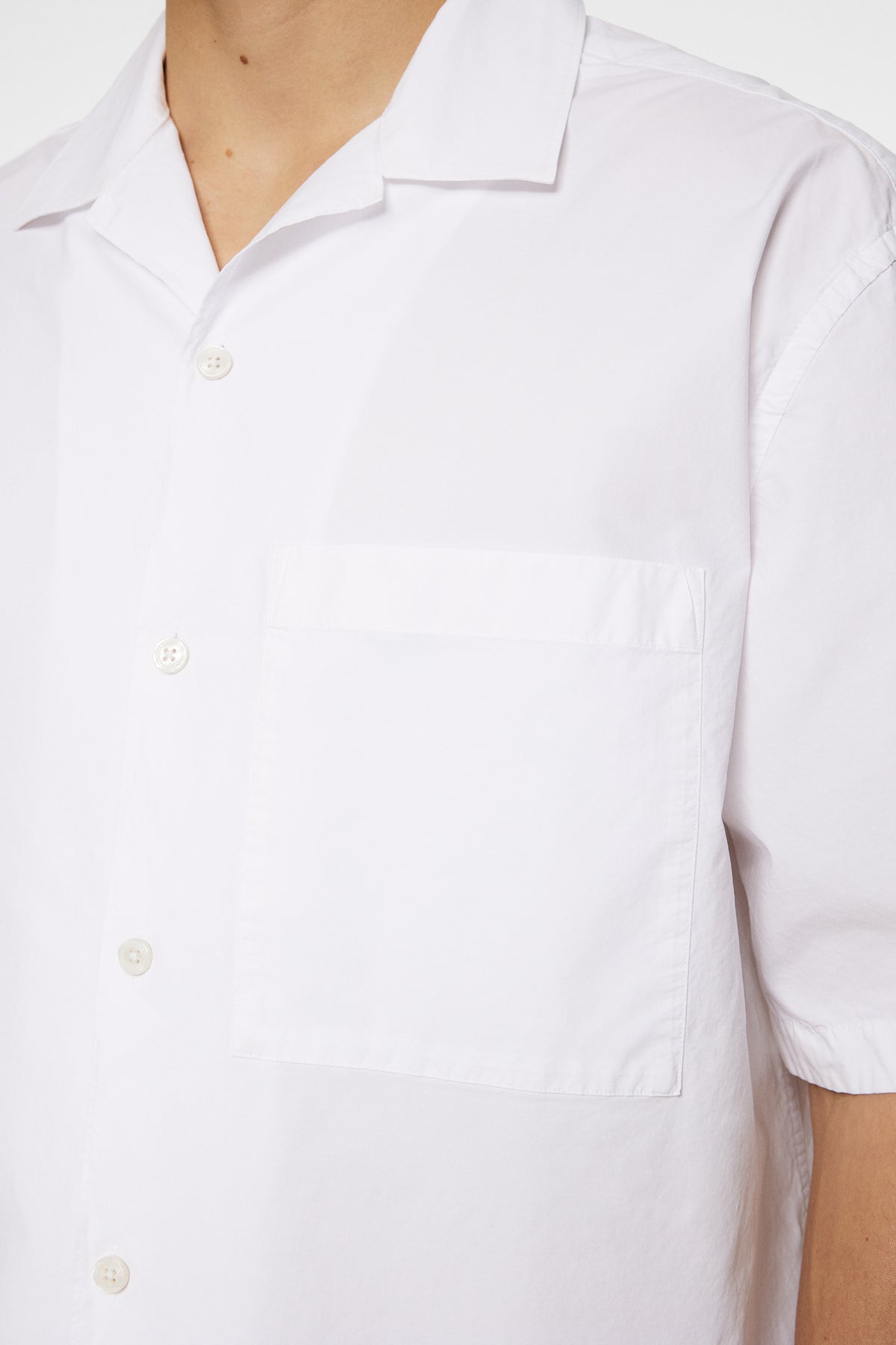 0000 WHITE