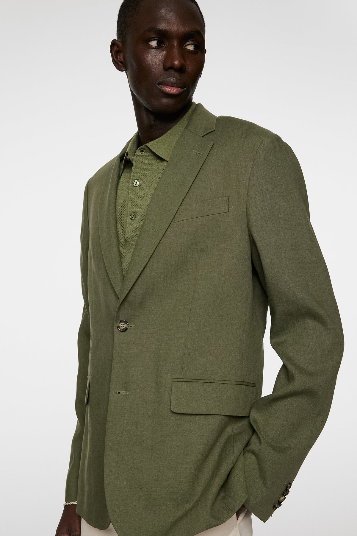 M418 OLIVINE REG
