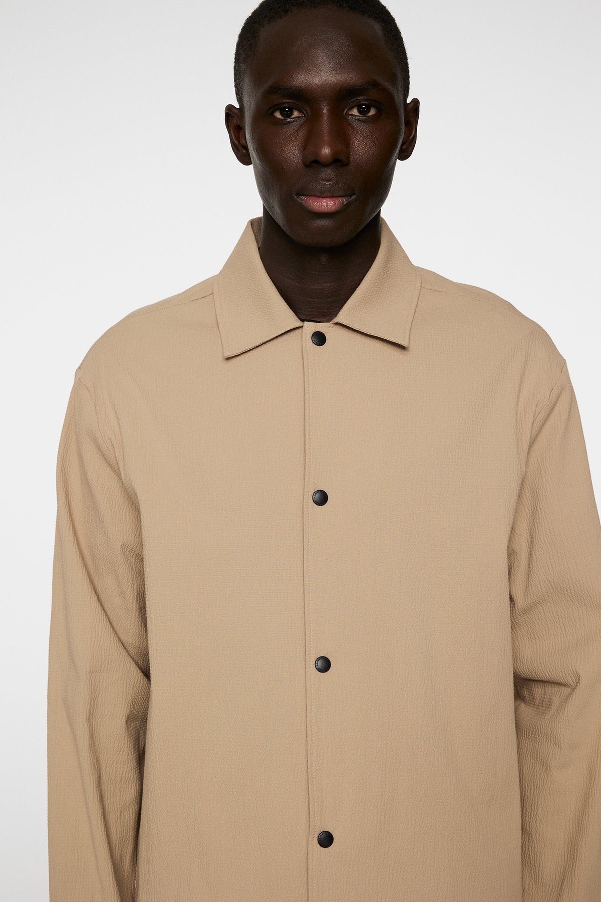 C106 BATIQUE KHAKI