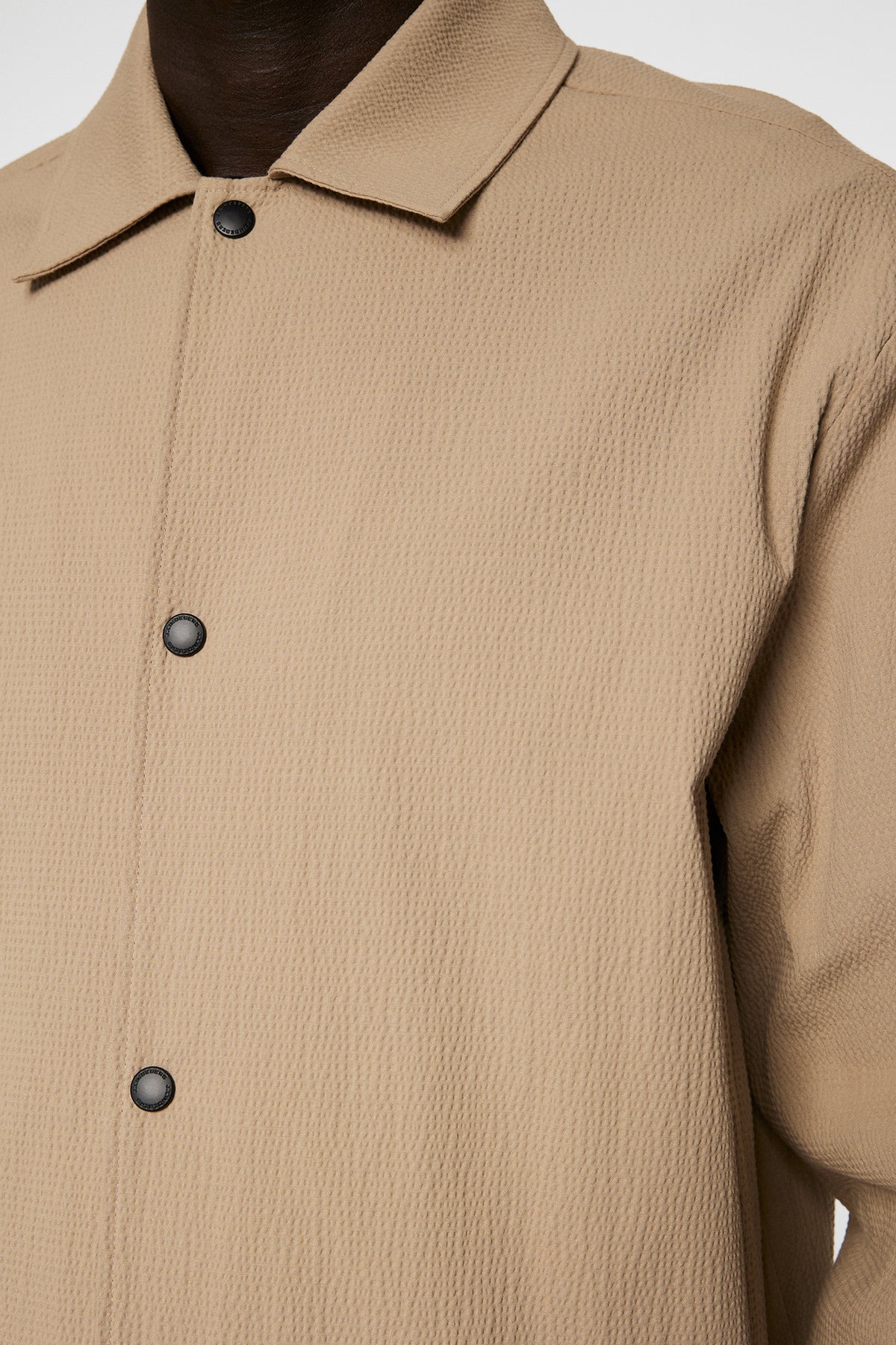 C106 BATIQUE KHAKI